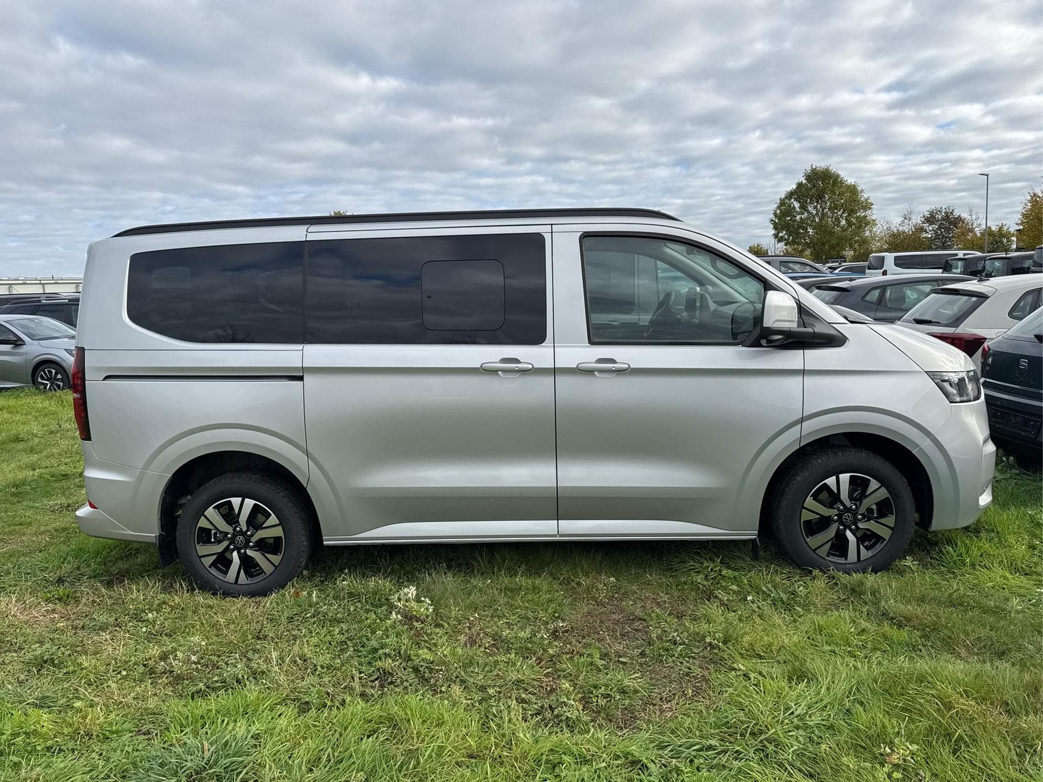 VW T7 Kombi Kombi (2026) - Photo 3
