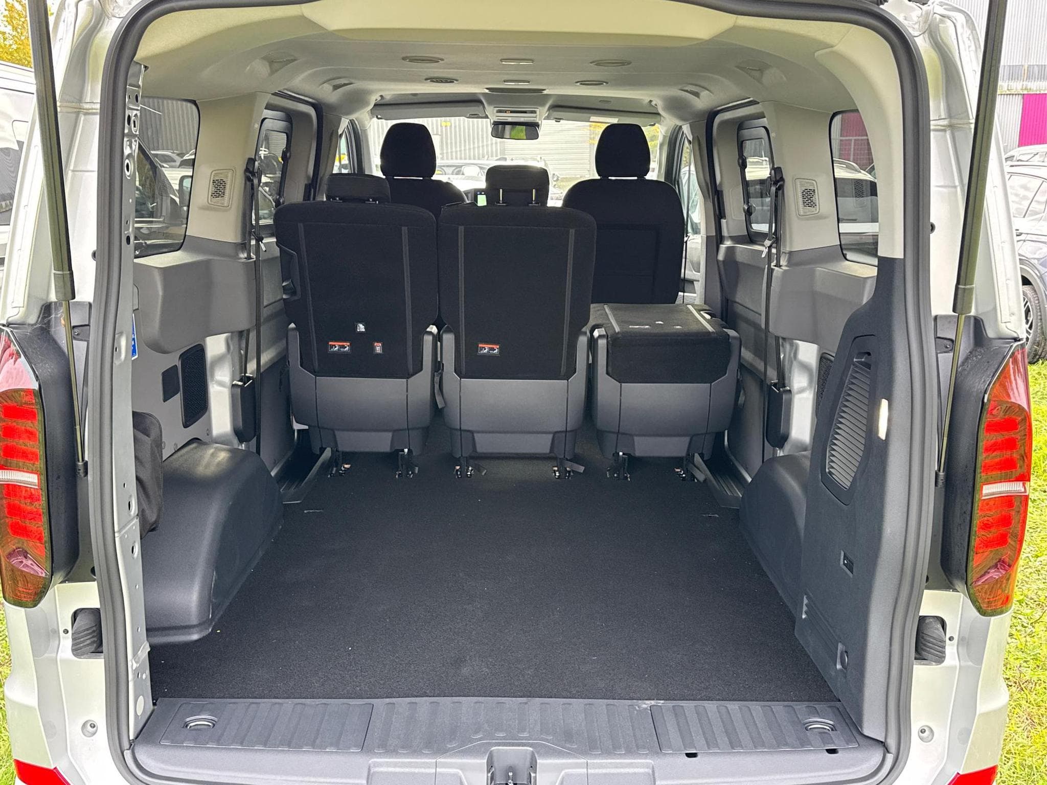 VW T7 Kombi Kombi (2026) - Photo 8