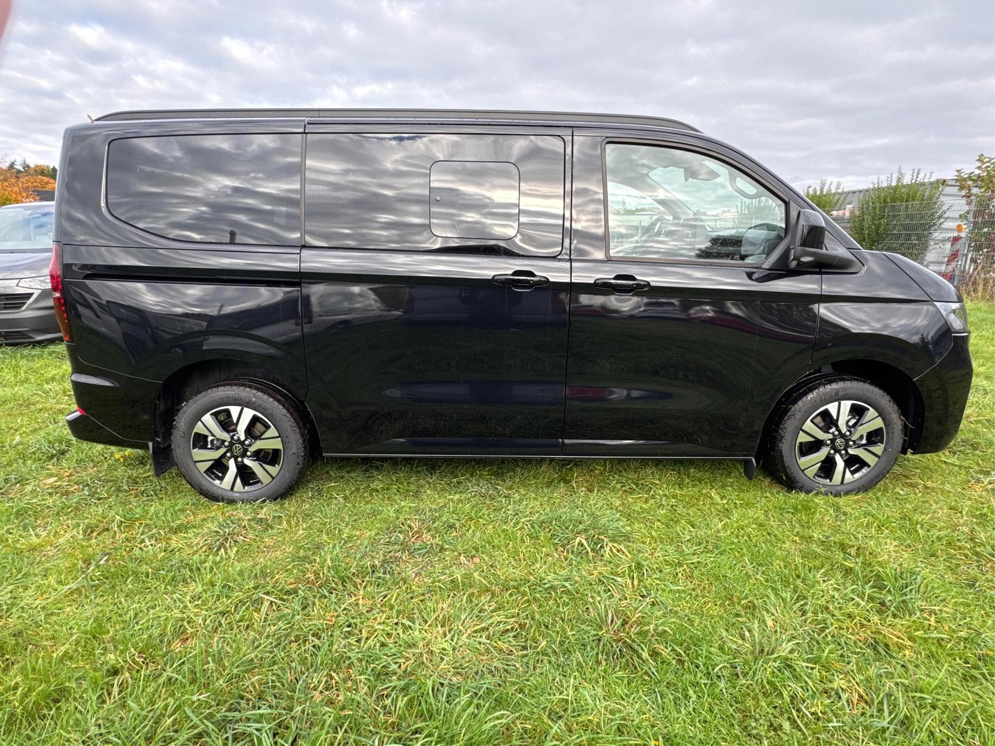 VW T7 Kombi Kombi (2026) - Photo 4