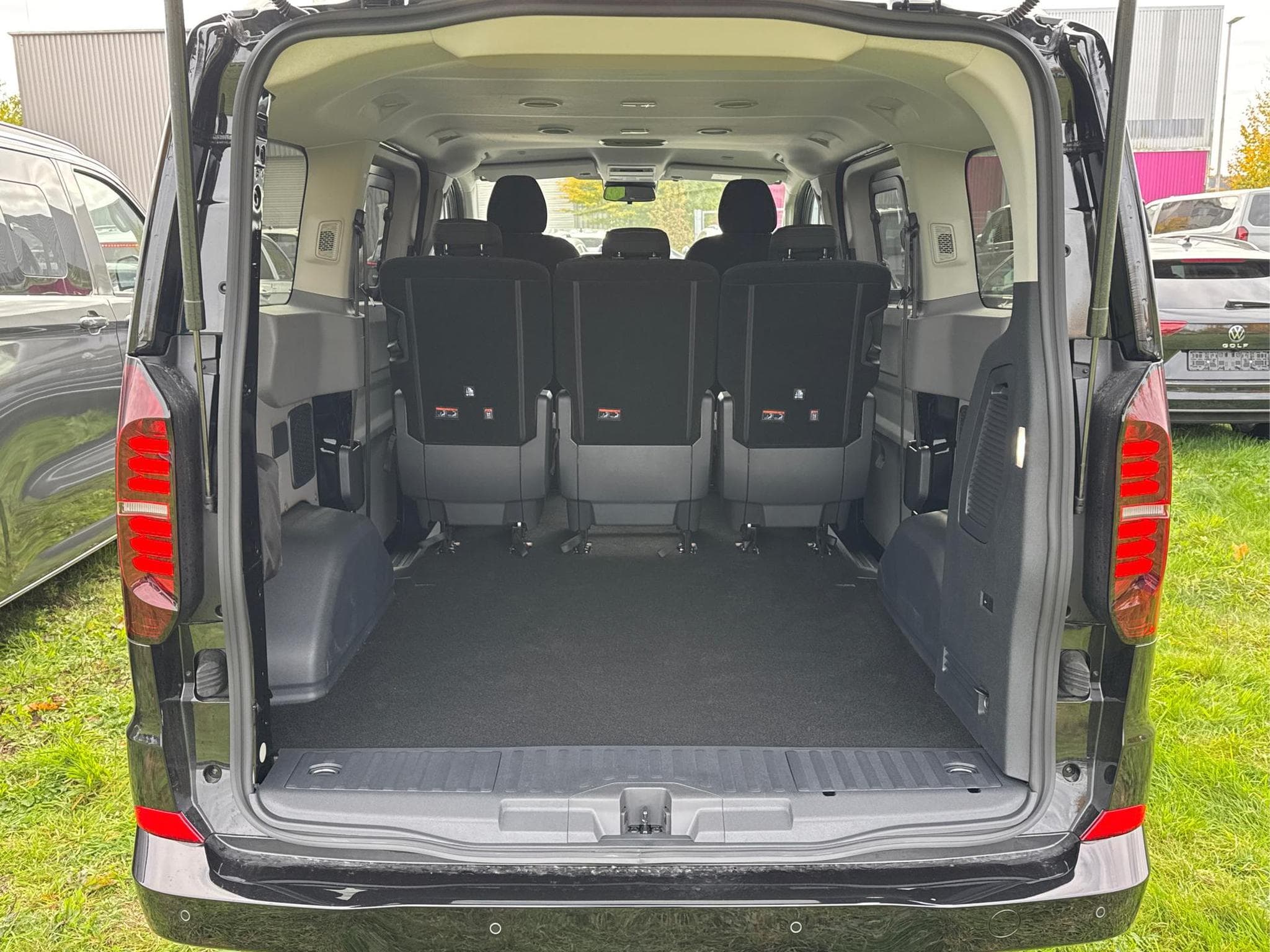 VW T7 Kombi Kombi (2026) - Photo 8