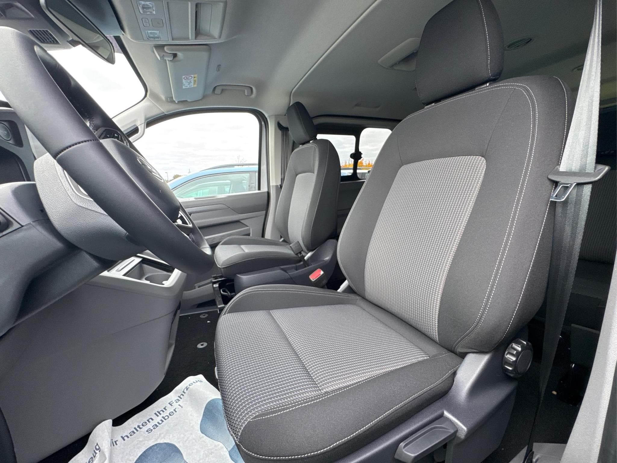 VW T7 Kombi Kombi (2026) - Photo 14