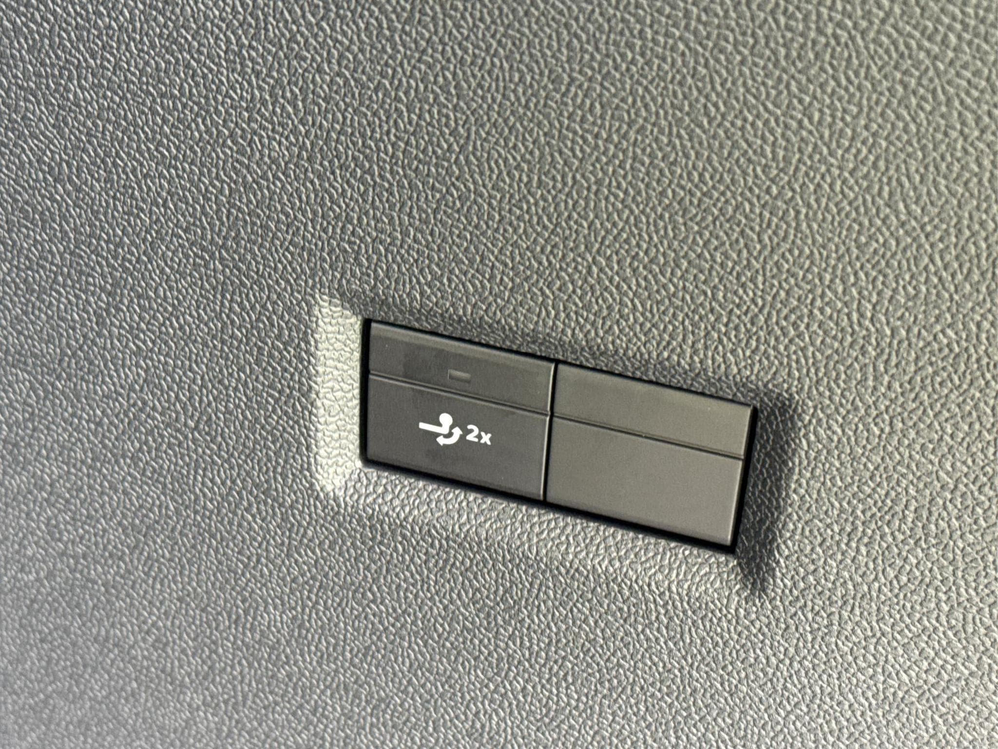 VW T7 Kombi Kombi (2026) - Photo 12