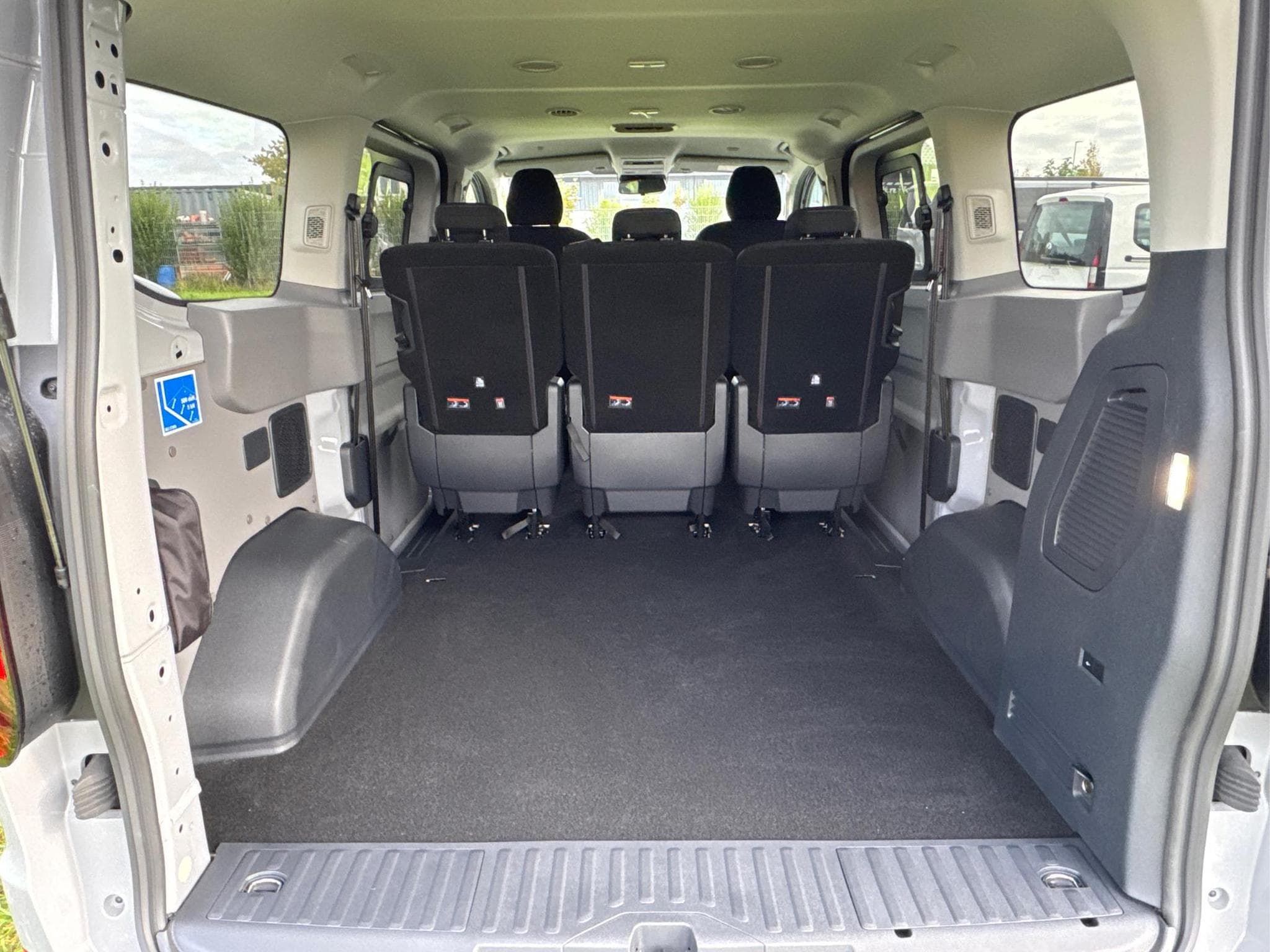 VW T7 Kombi Kombi (2026) - Photo 9