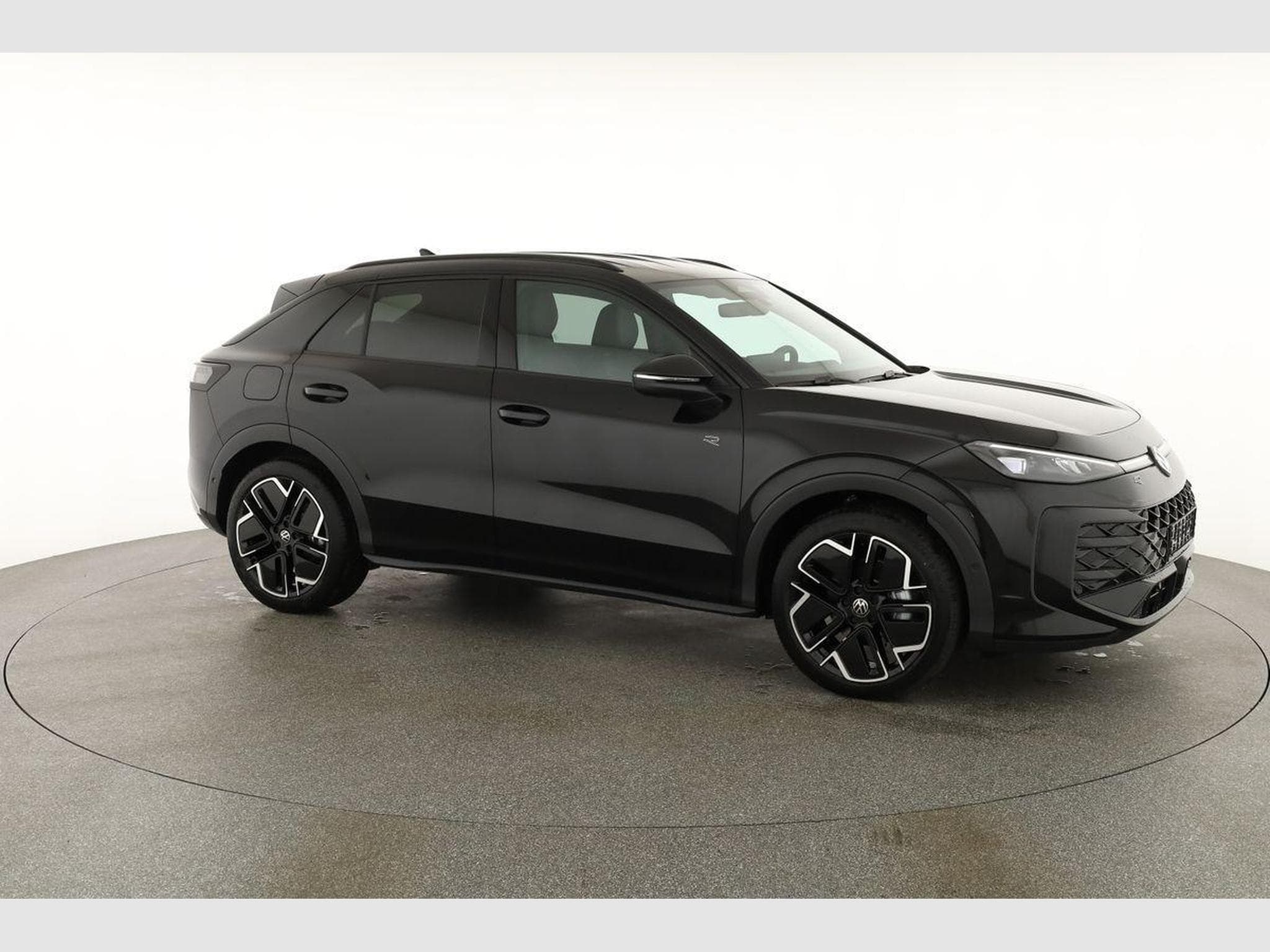 VW T-Roc 1.5 eTSI 110 kW R-Line (2026) - Photo 25