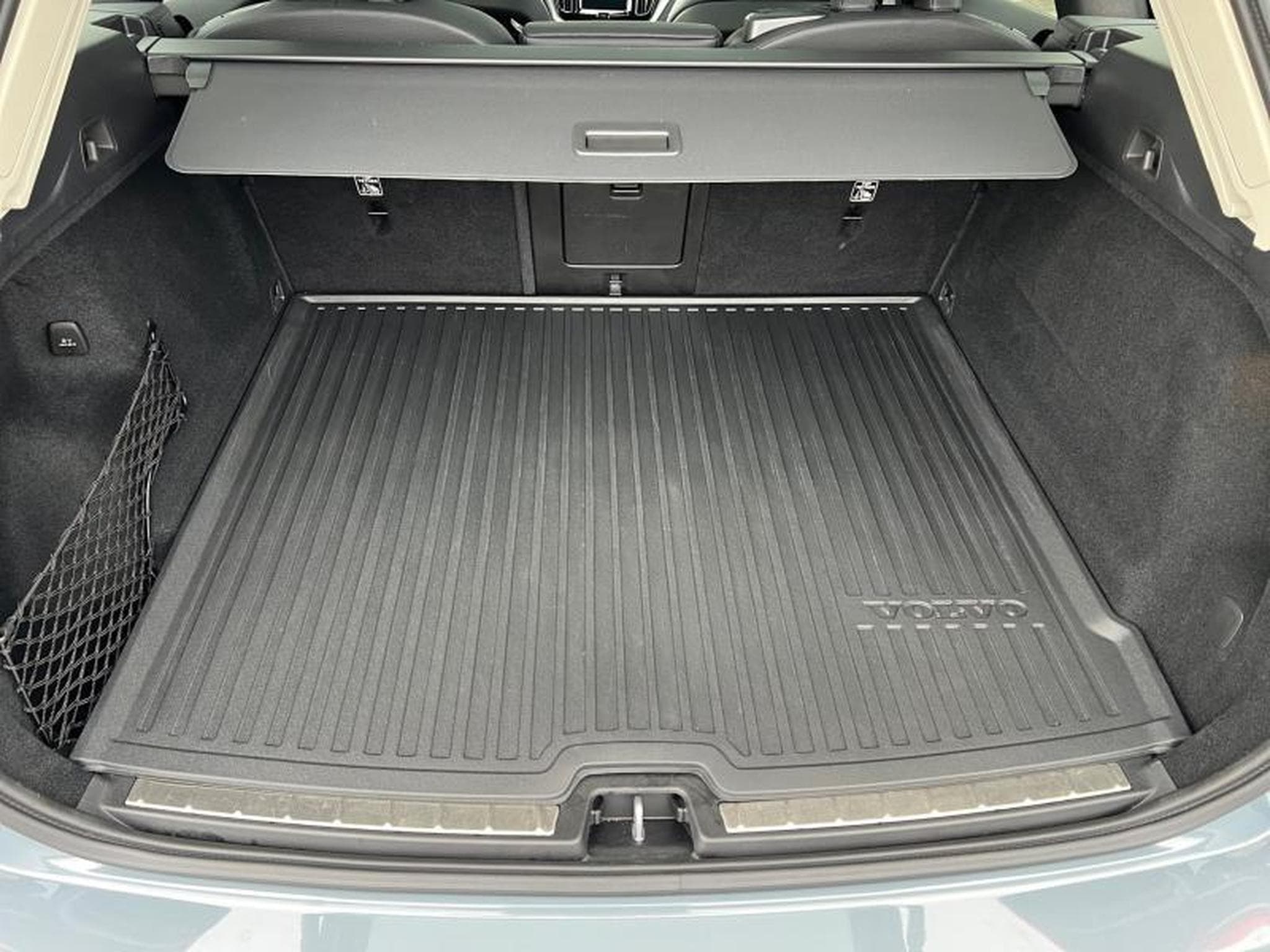 Volvo XC60 Plus Dark (2023) - Photo 18