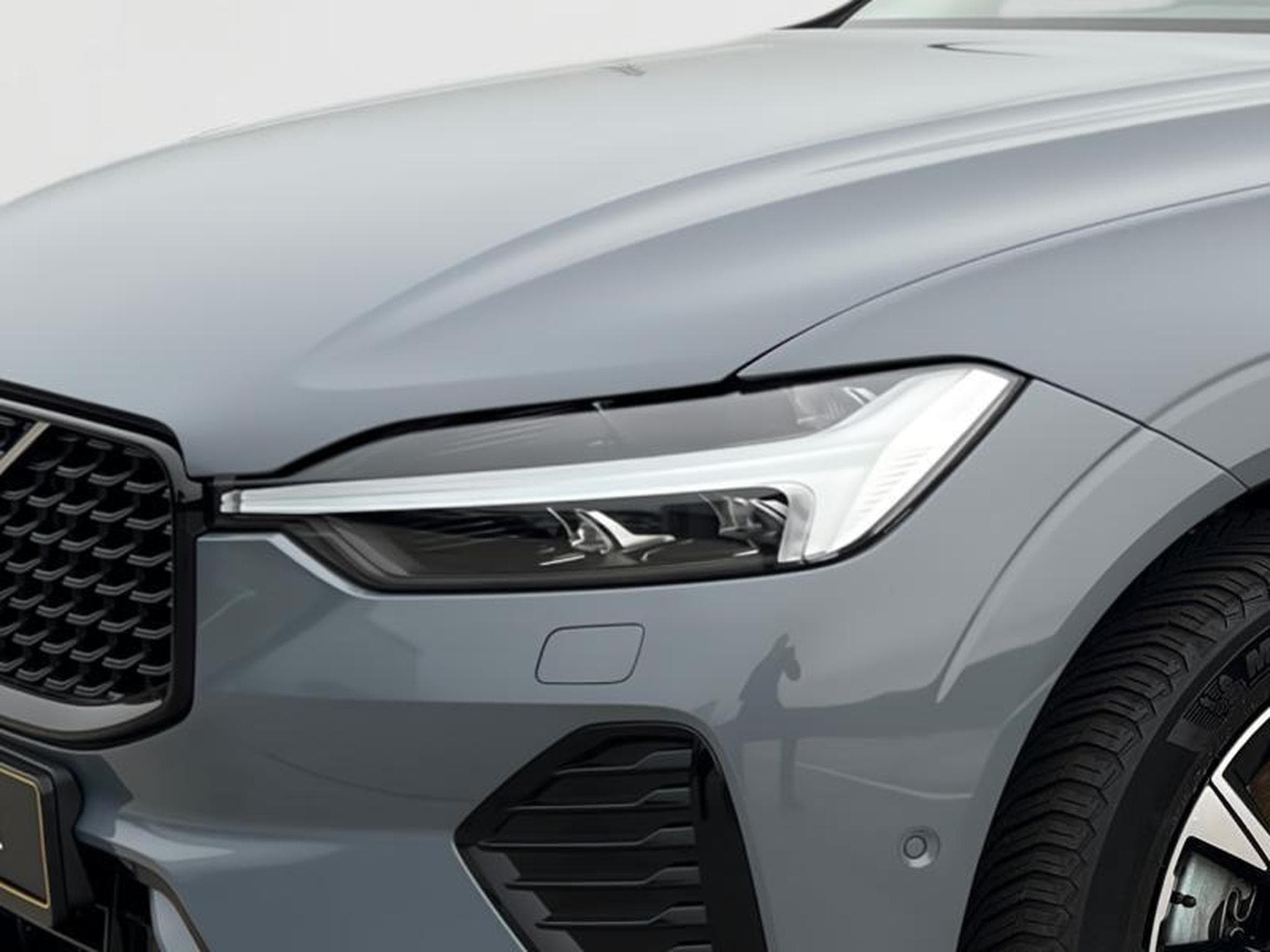 Volvo XC60 Plus Dark (2023) - Photo 5