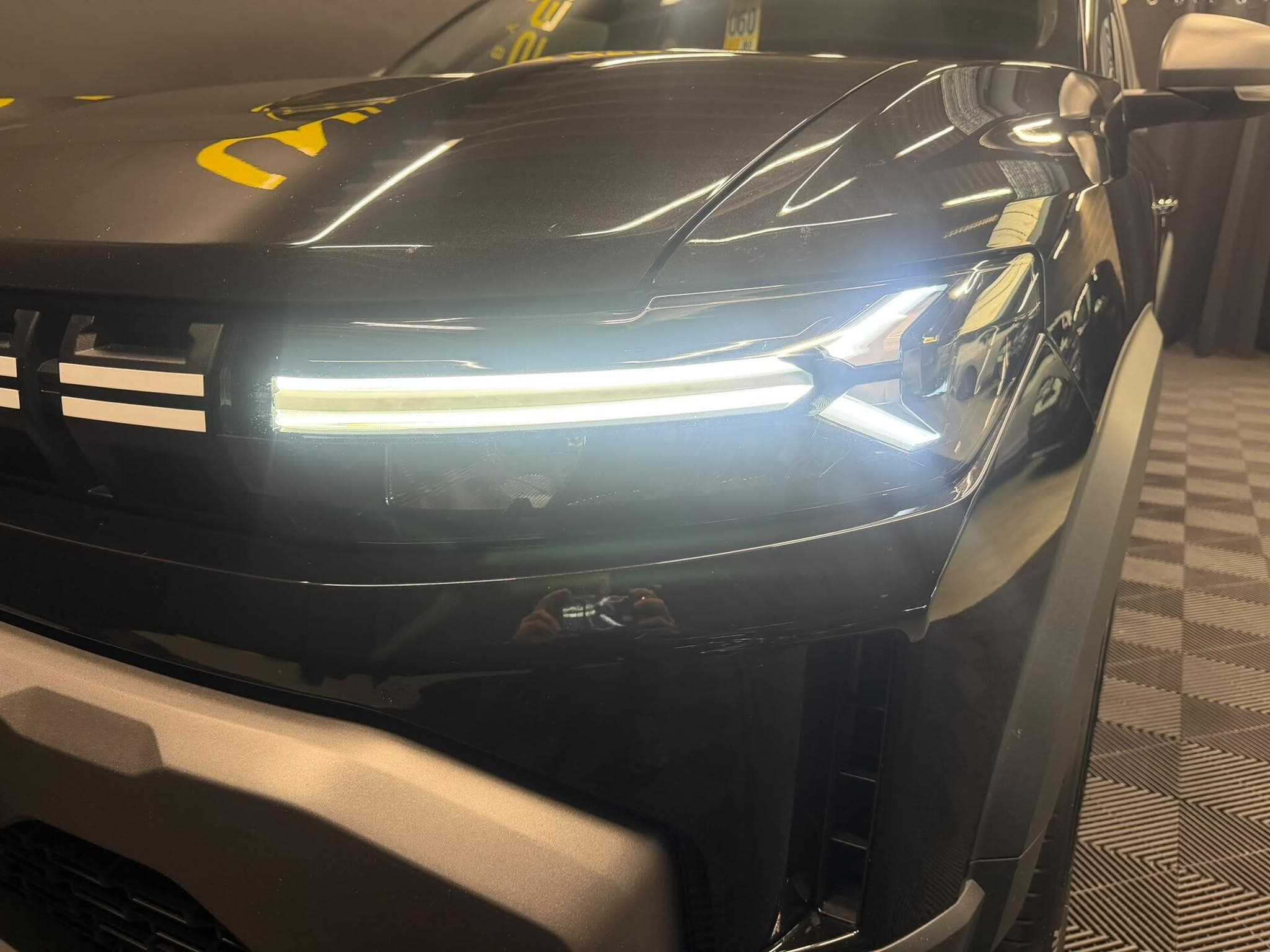 Dacia Duster EXPRESSION HYBRIDE 140 CV 4X2 BVA (2025) - Photo 7