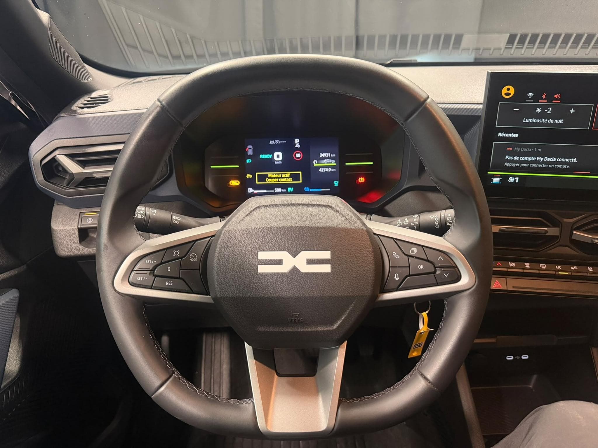 Dacia Duster EXPRESSION HYBRIDE 140 CV 4X2 BVA (2025) - Photo 9
