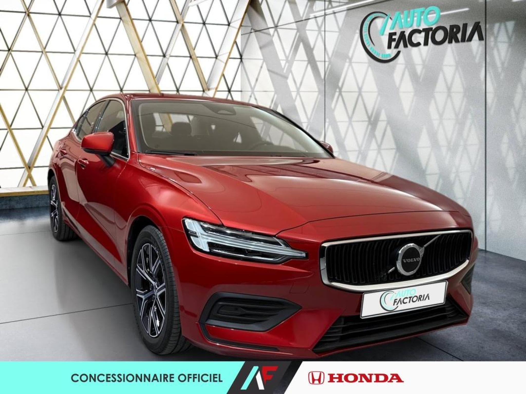 Volvo S60 -49% B4 197ch Start DCT 7 (2024) - Photo 6