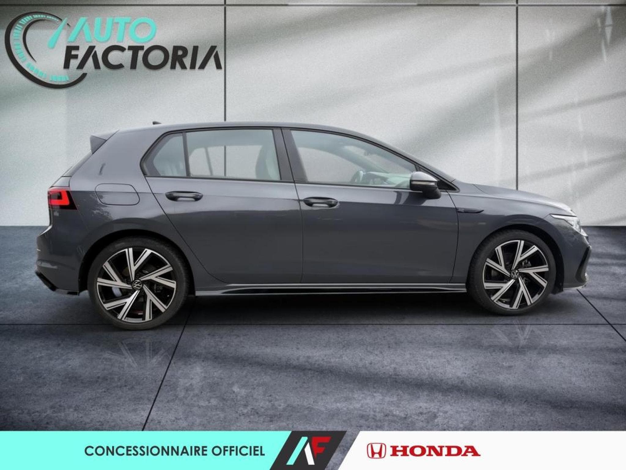 VW Golf -30% VIII 1.5 eTSI R-Line 150Ch (2024) - Photo 6