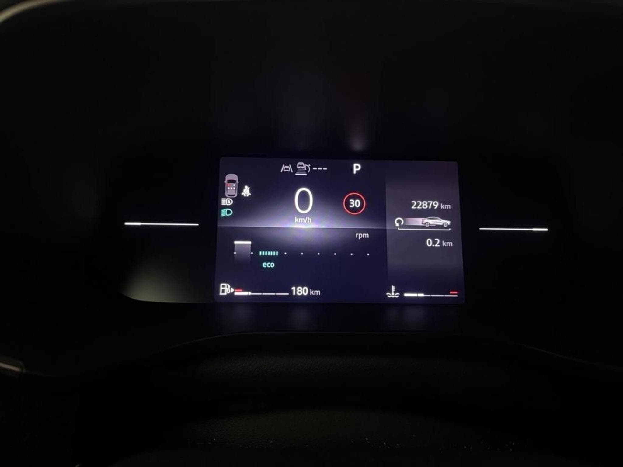 Renault Arkana -26% 1.3 TCe 140ch mild hybrid Evolution EDC -24 (2025) - Photo 6