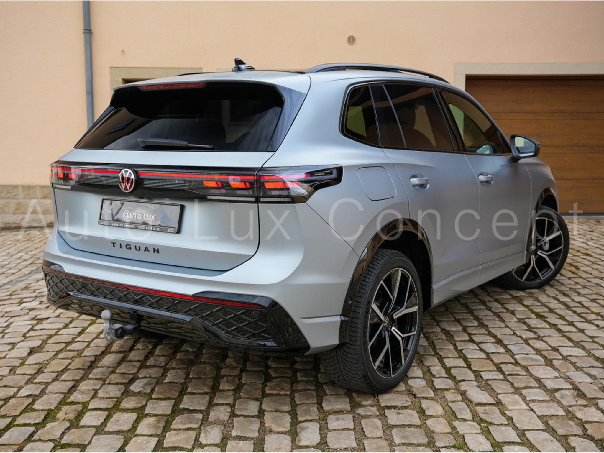 VW Tiguan R-Line 2.0 TDI 4MOTION 193 ch DSG 7 (2025) - Photo 3