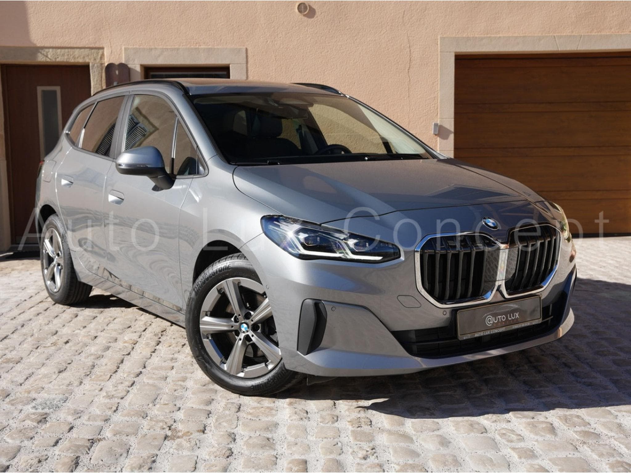 BMW 218 d Pack Premium (2022) - Photo 2