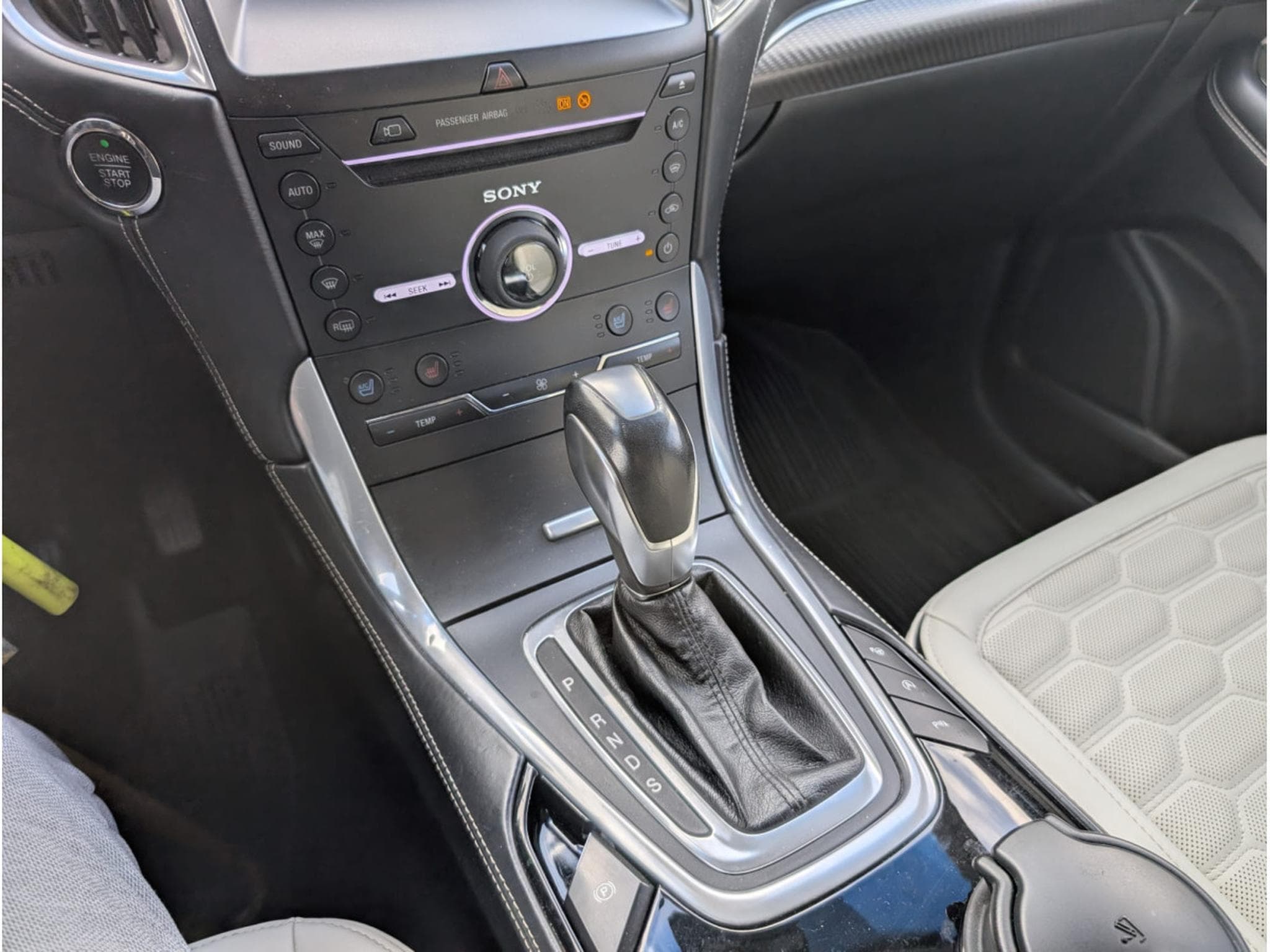 Ford Edge VIGNALE 210CV (2017) - Photo 6