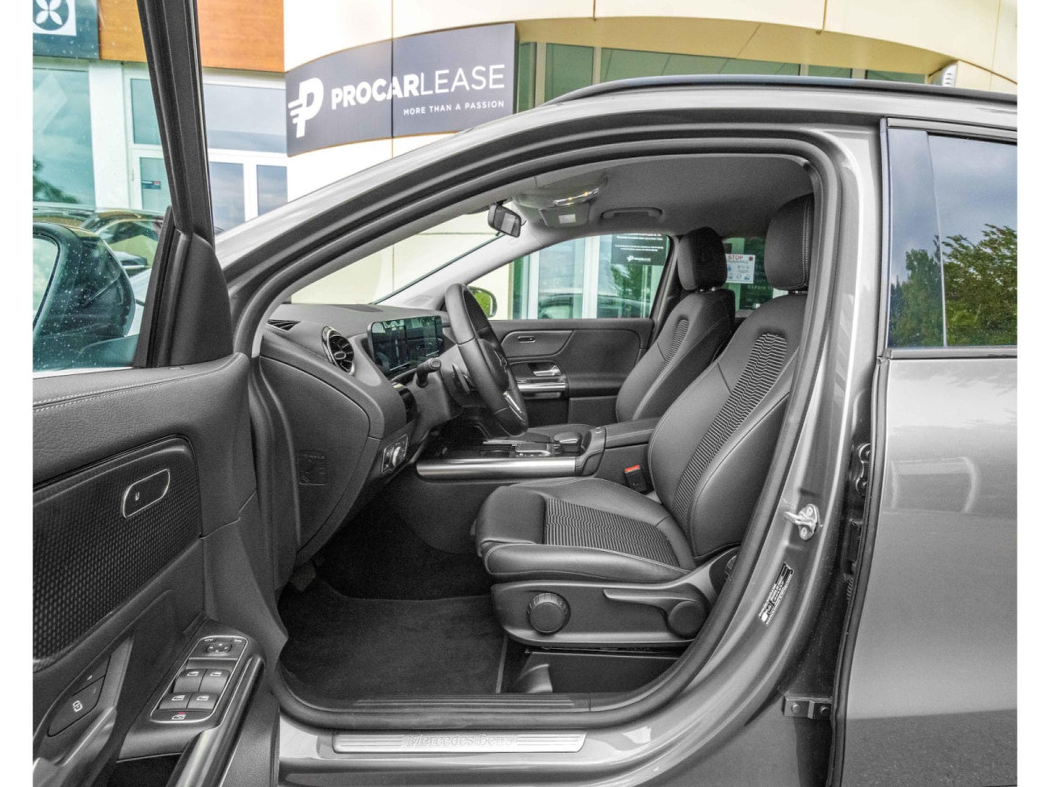 Mercedes GLA 180 GLA 180/APPLECARPLAY/AMG/18/KAMERA/LED/MERCEDES SERVICE (2021) - Photo 8