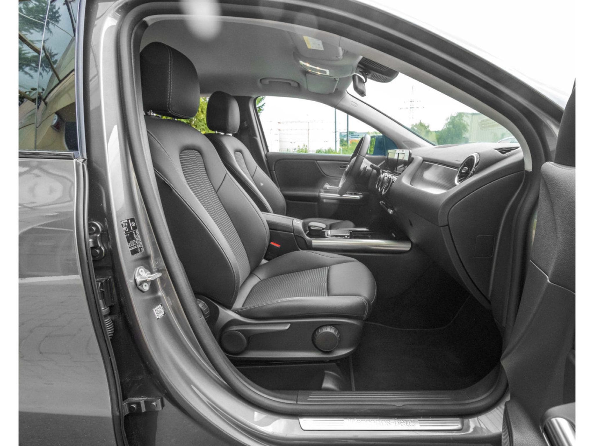 Mercedes GLA 180 GLA 180/APPLECARPLAY/AMG/18/KAMERA/LED/MERCEDES SERVICE (2021) - Photo 11