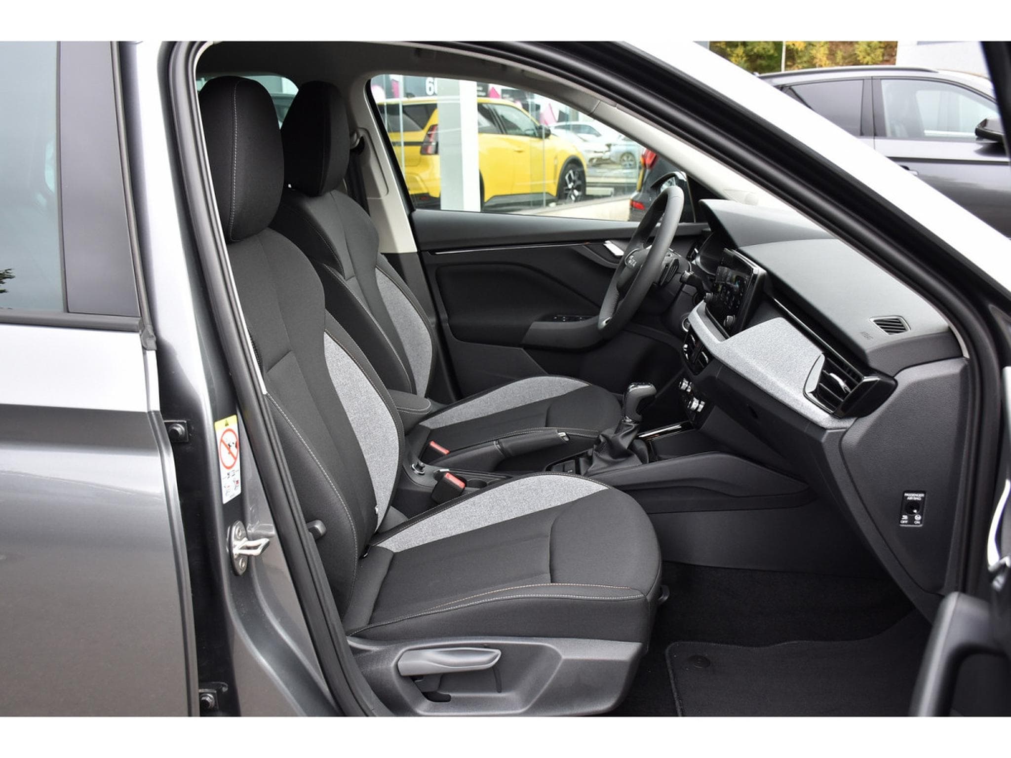 Skoda Kamiq 1.0 TSI 115 Selection DSG CAM REGUL SMARTLINK NEUF (2026) - Foto 7