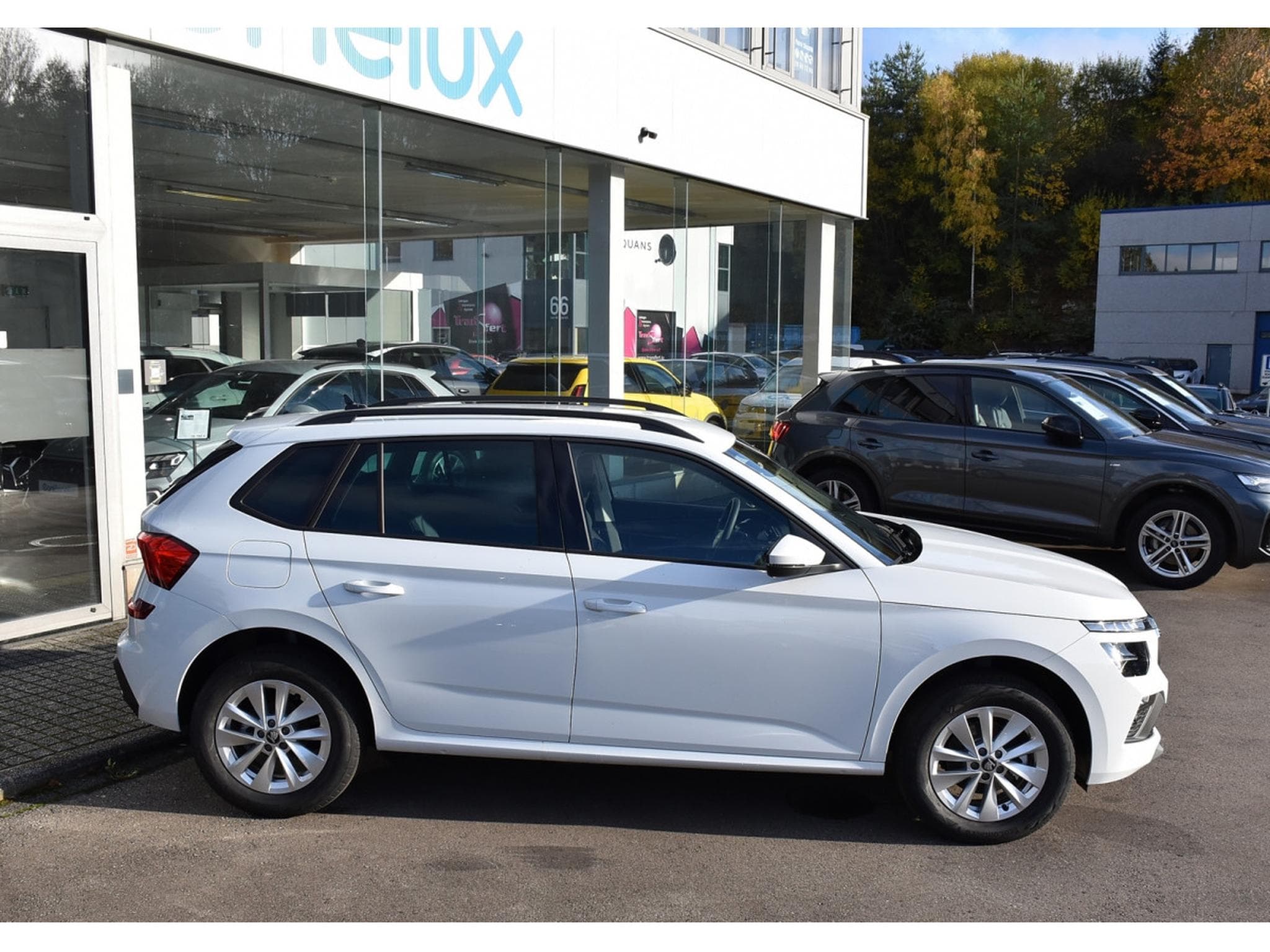 Skoda Kamiq 1.0 TSI 115 Selection DSG CAM REGUL SMARTLINK NEUF (2026) - Foto 3