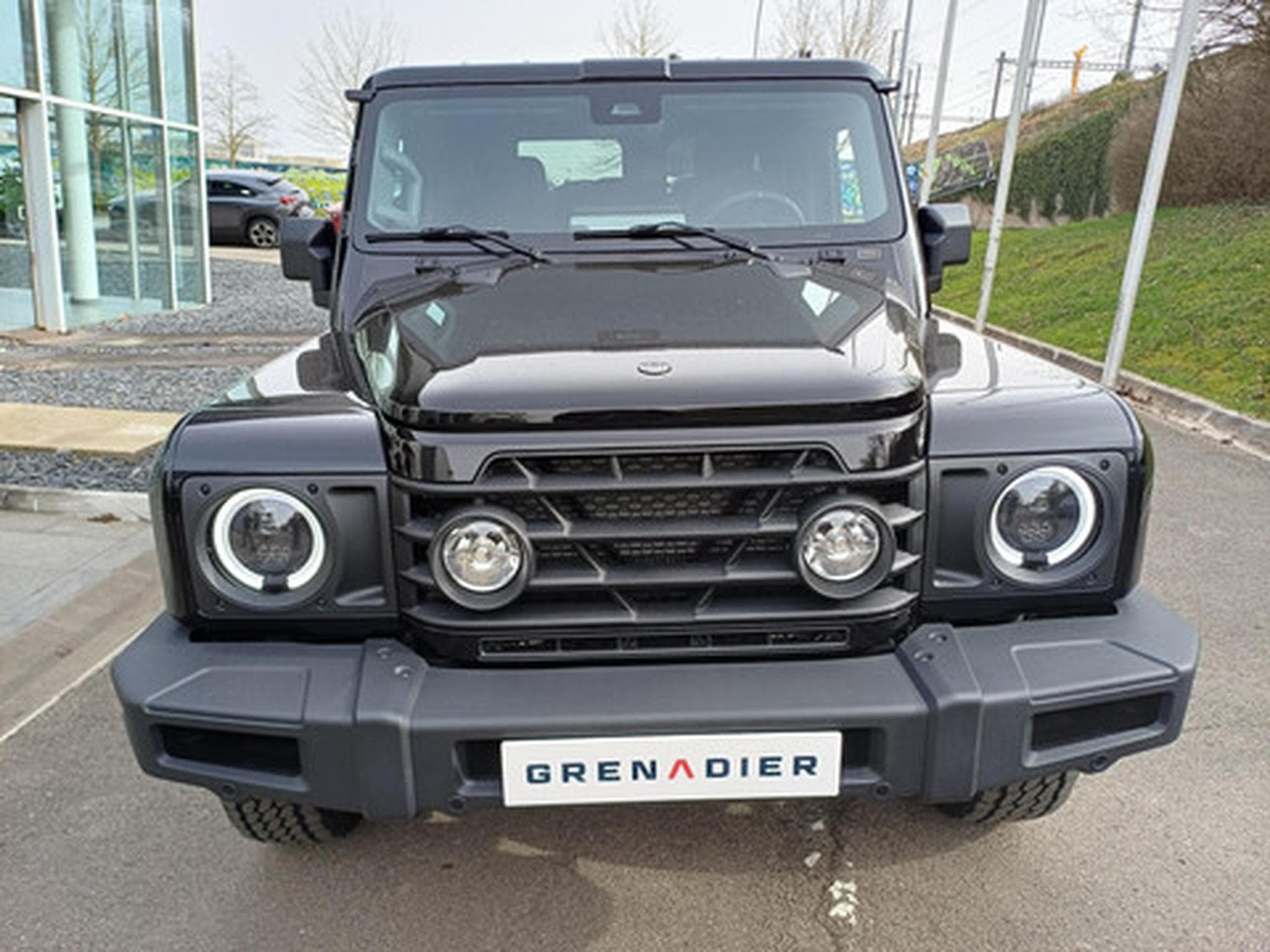 Ineos Grenadier Station Wagon 5 St 3.0L Turbo Petrol BLACK EDITION (2026) - Foto 2