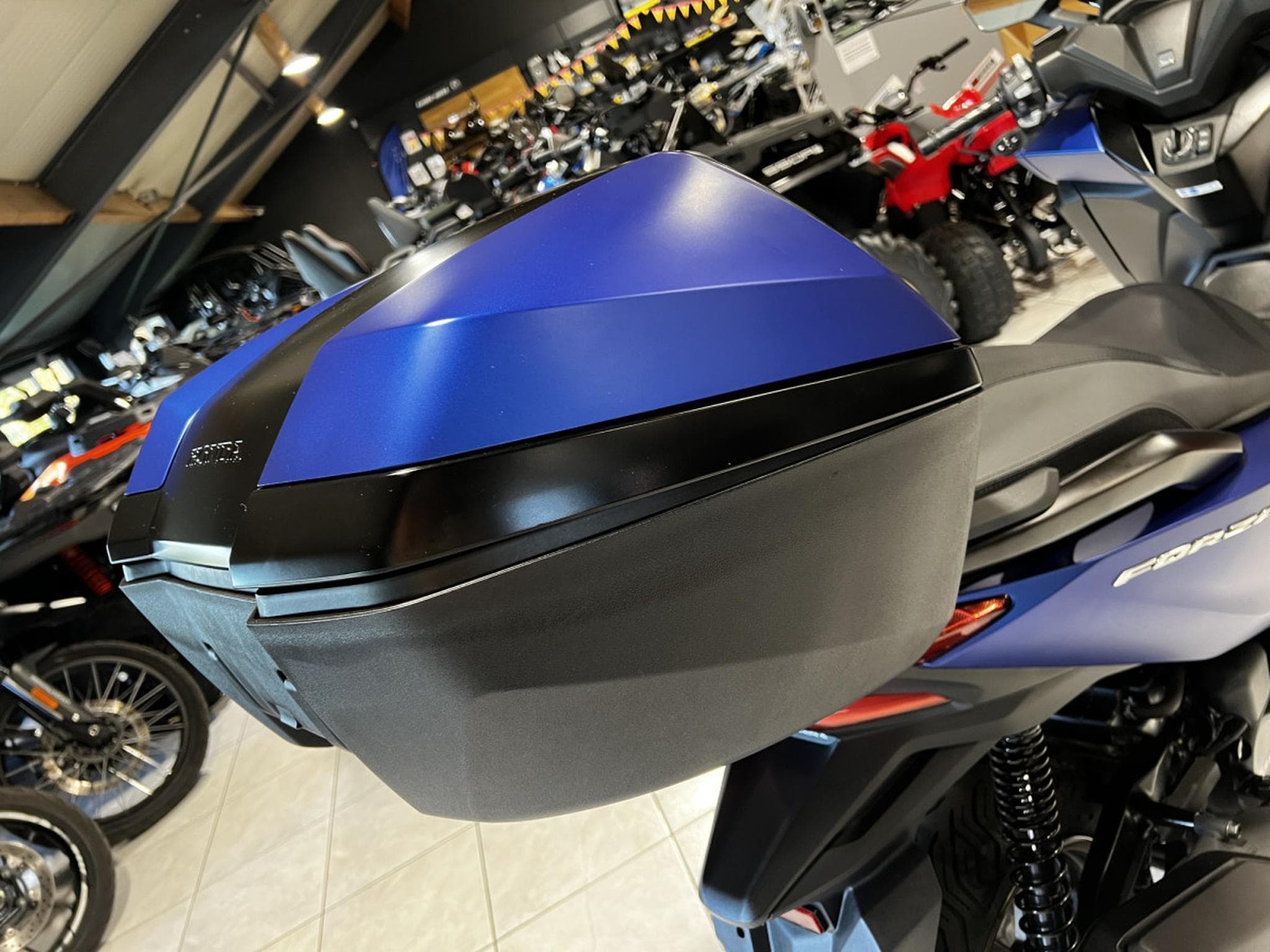 Honda Forza 350 (2023) - Foto 5