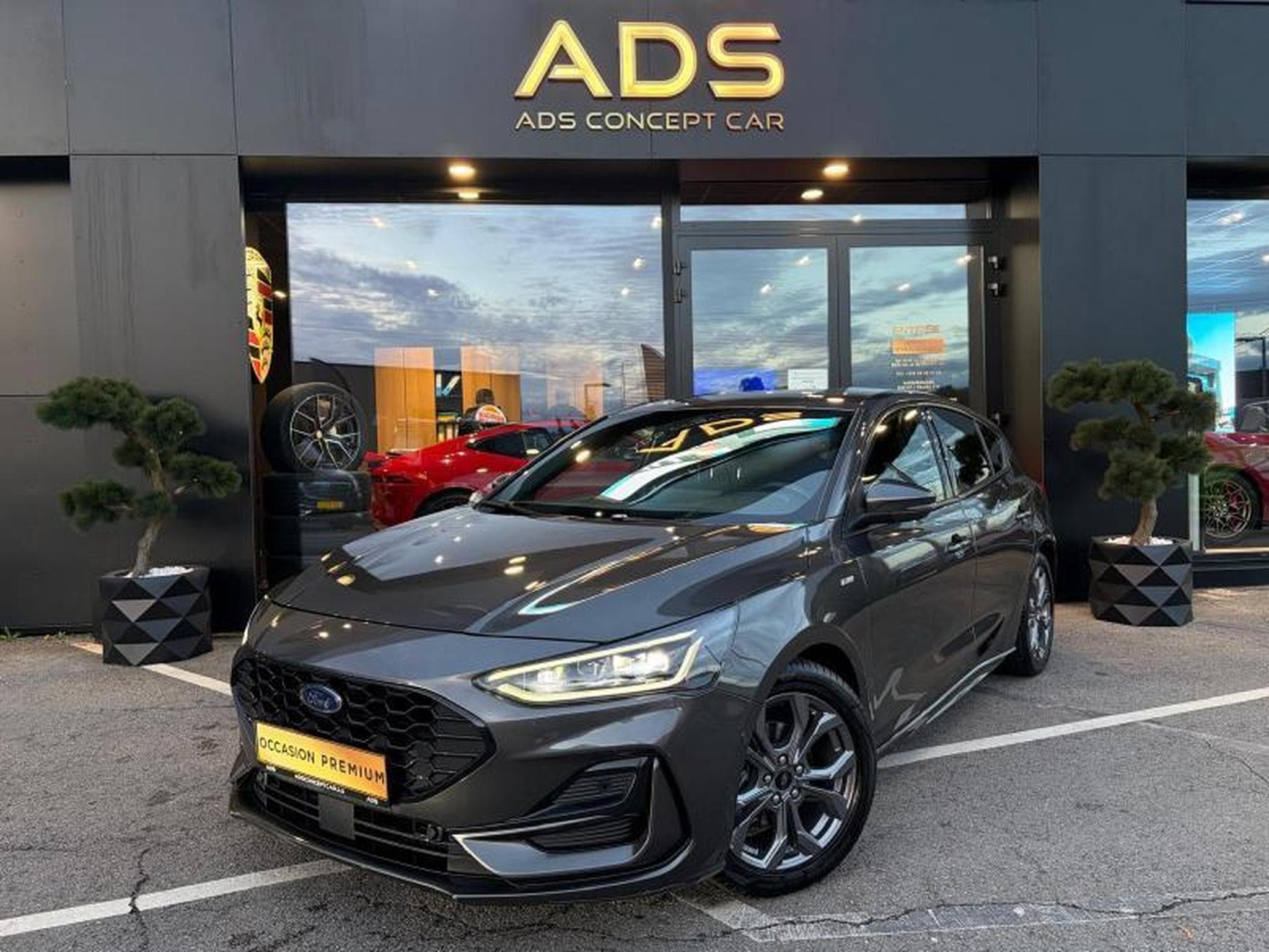 Ford Focus ST-Line X 1.5 120ch/Camera/Sièges chauffants (2022) - Photo 2