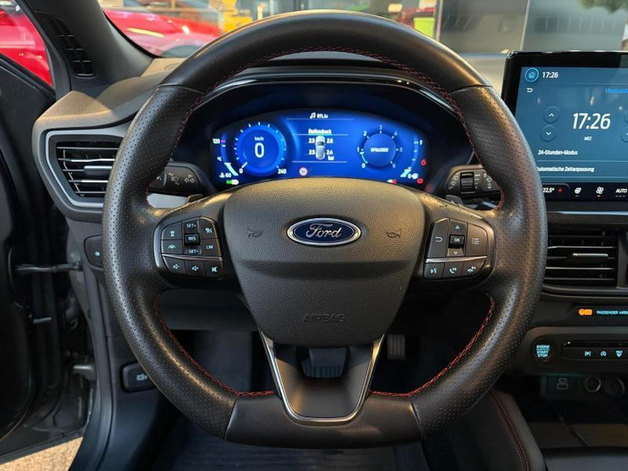 Ford Focus ST-Line X 1.5 120ch/Camera/Sièges chauffants (2022) - Photo 9