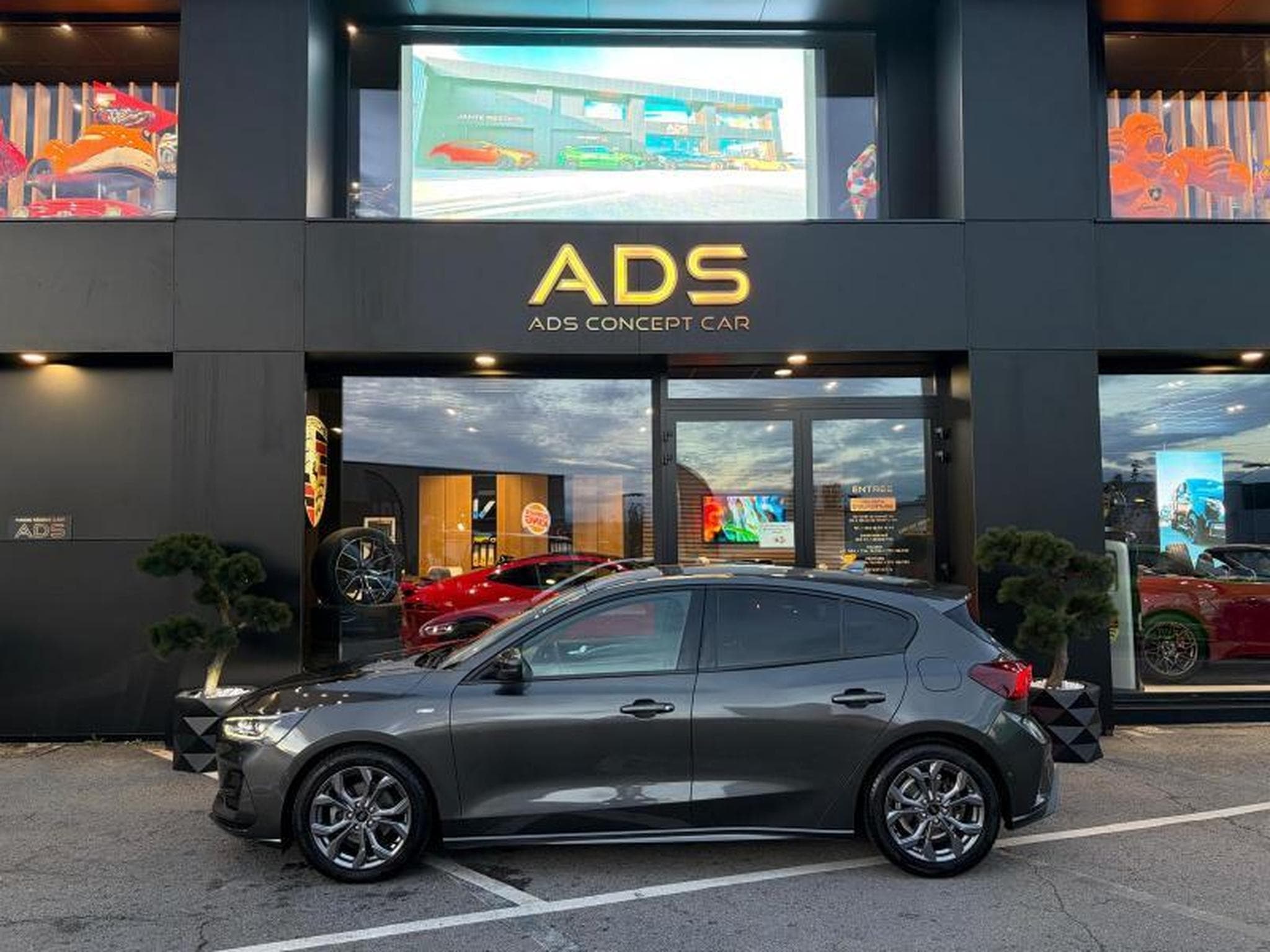 Ford Focus ST-Line X 1.5 120ch/Camera/Sièges chauffants (2022) - Photo 19