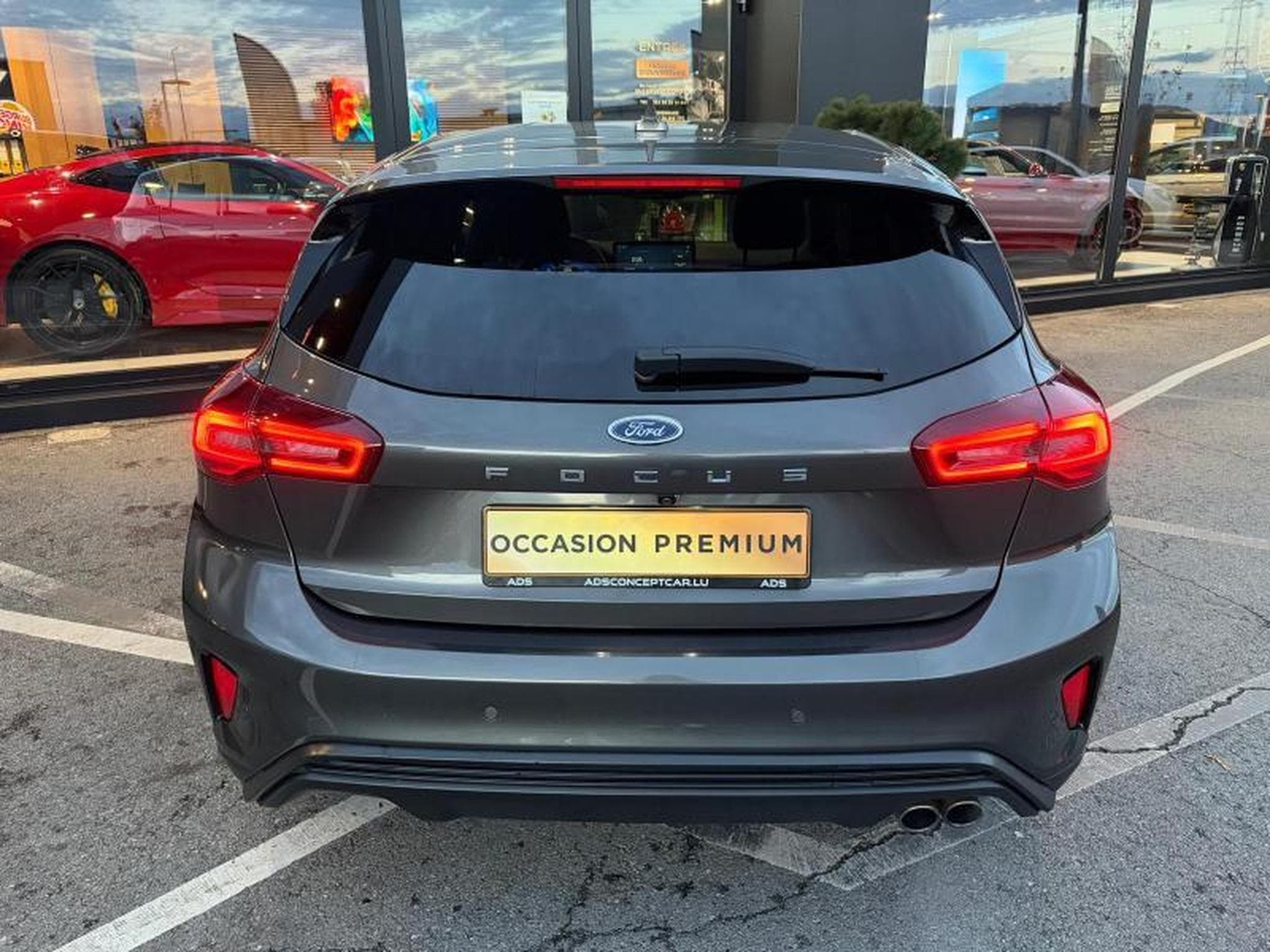 Ford Focus ST-Line X 1.5 120ch/Camera/Sièges chauffants (2022) - Photo 18