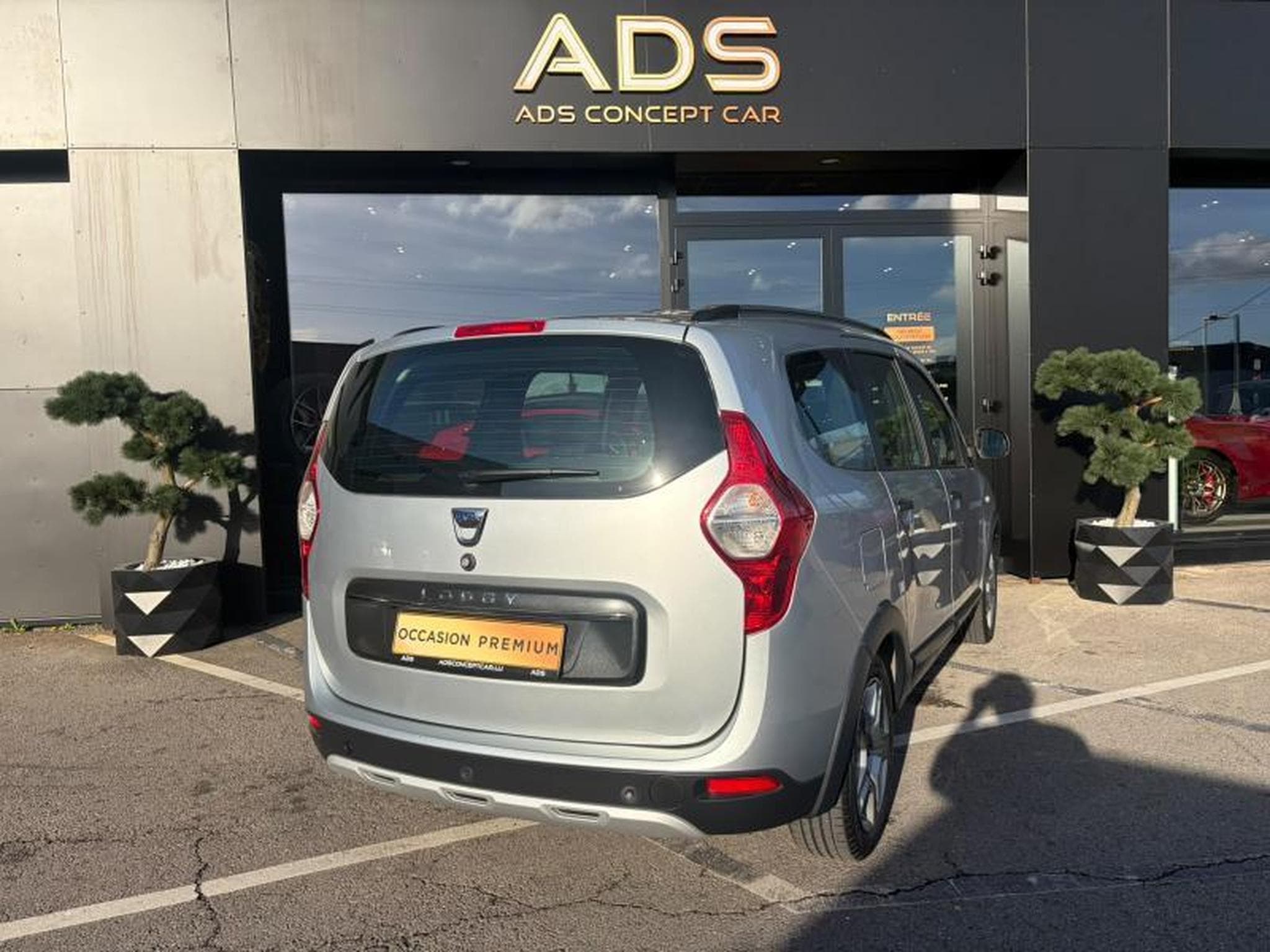 Dacia Lodgy Stepway 1.3 130ch/Camera/PDC/GPS (2021) - Photo 3