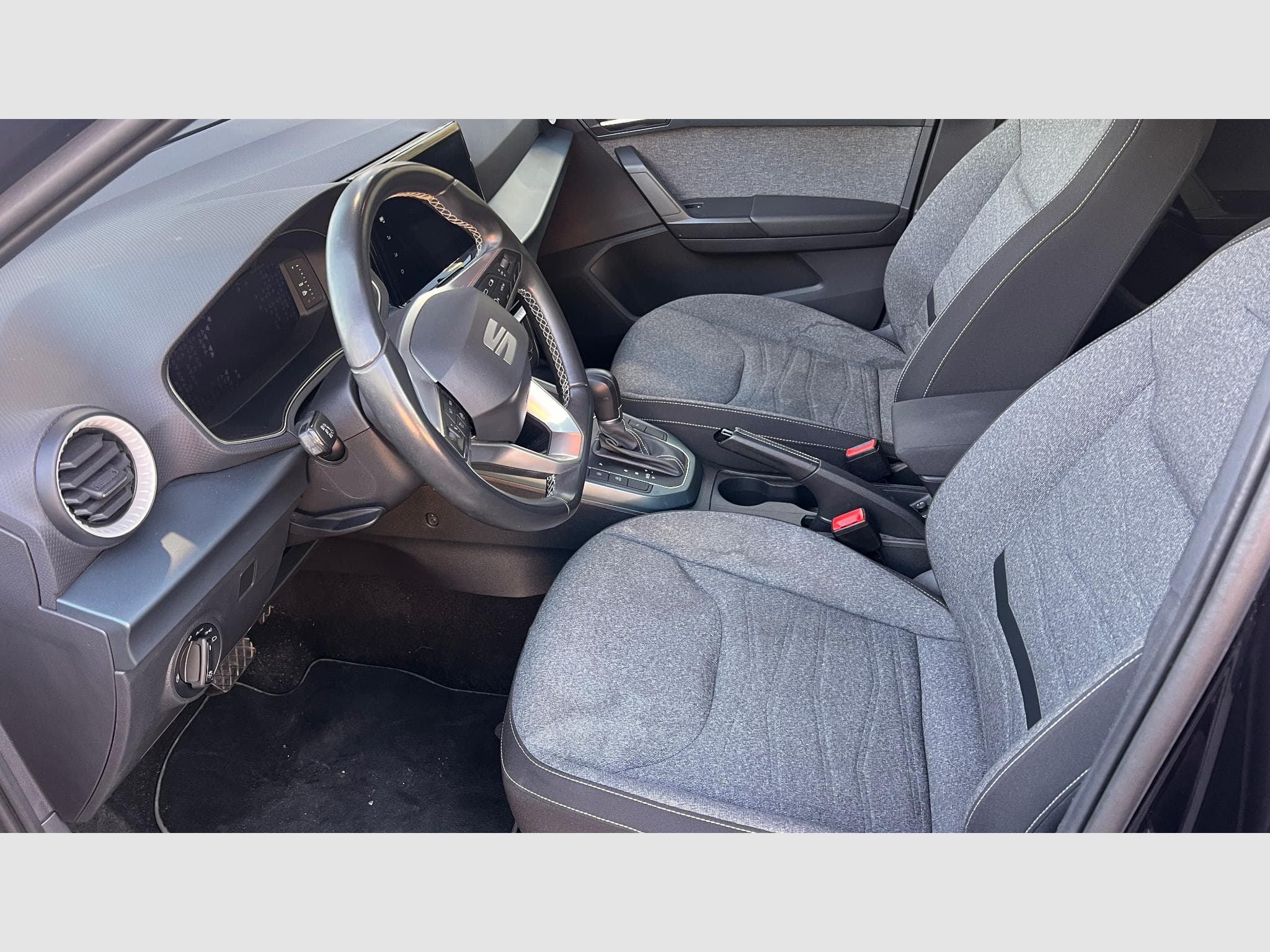 Seat Arona Xperience 1.0TSI DSG7 (2022) - Photo 4