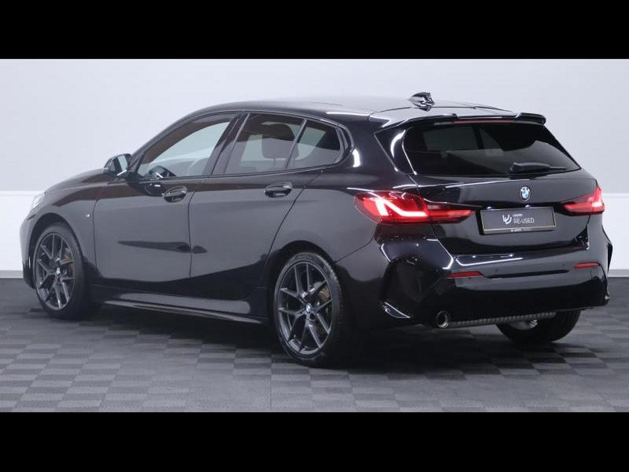 BMW 118 i 136cv M SPORT BVM (2021) - Foto 7