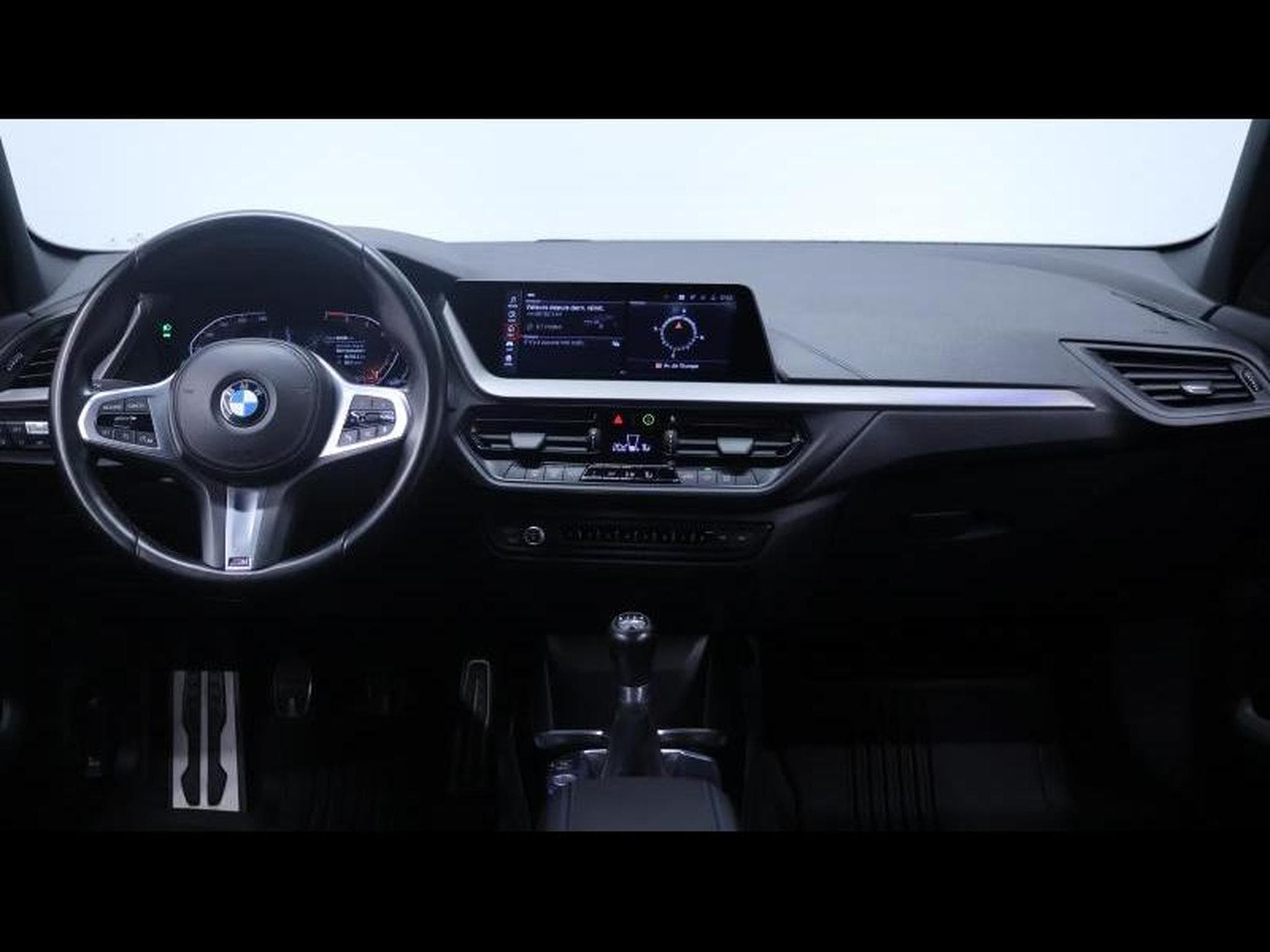BMW 118 i 136cv M SPORT BVM (2021) - Foto 21