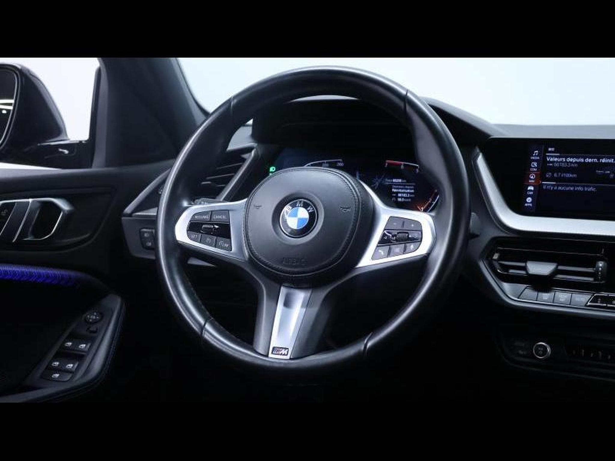 BMW 118 i 136cv M SPORT BVM (2021) - Foto 23