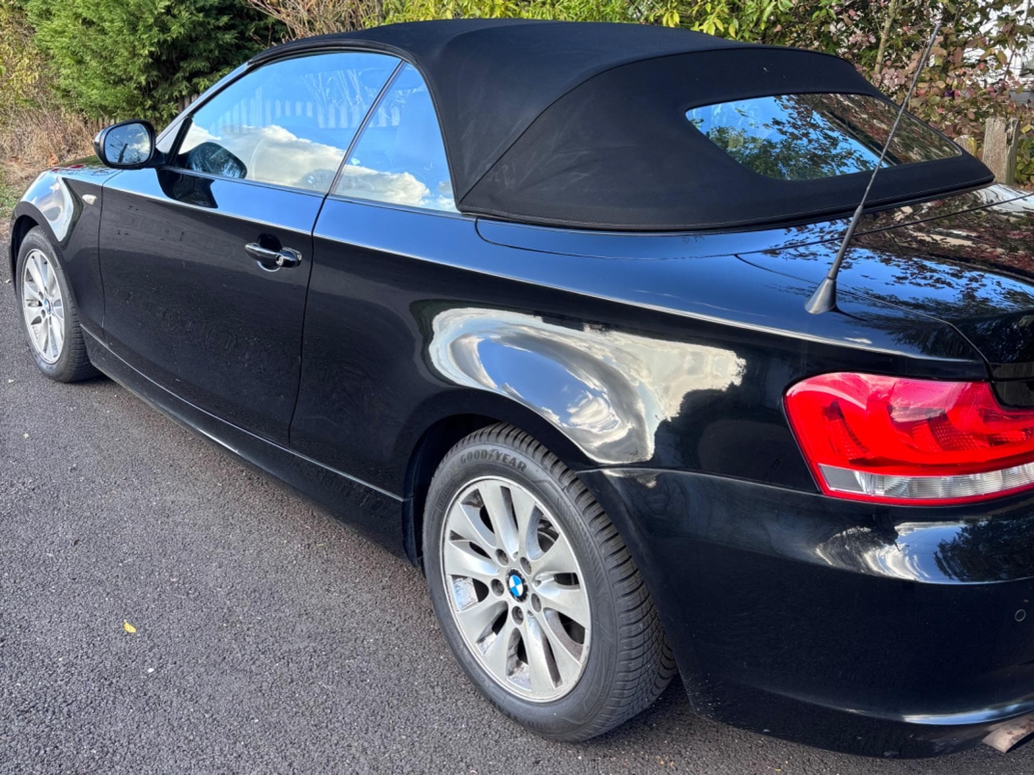 BMW 118 (2011) - Foto 2