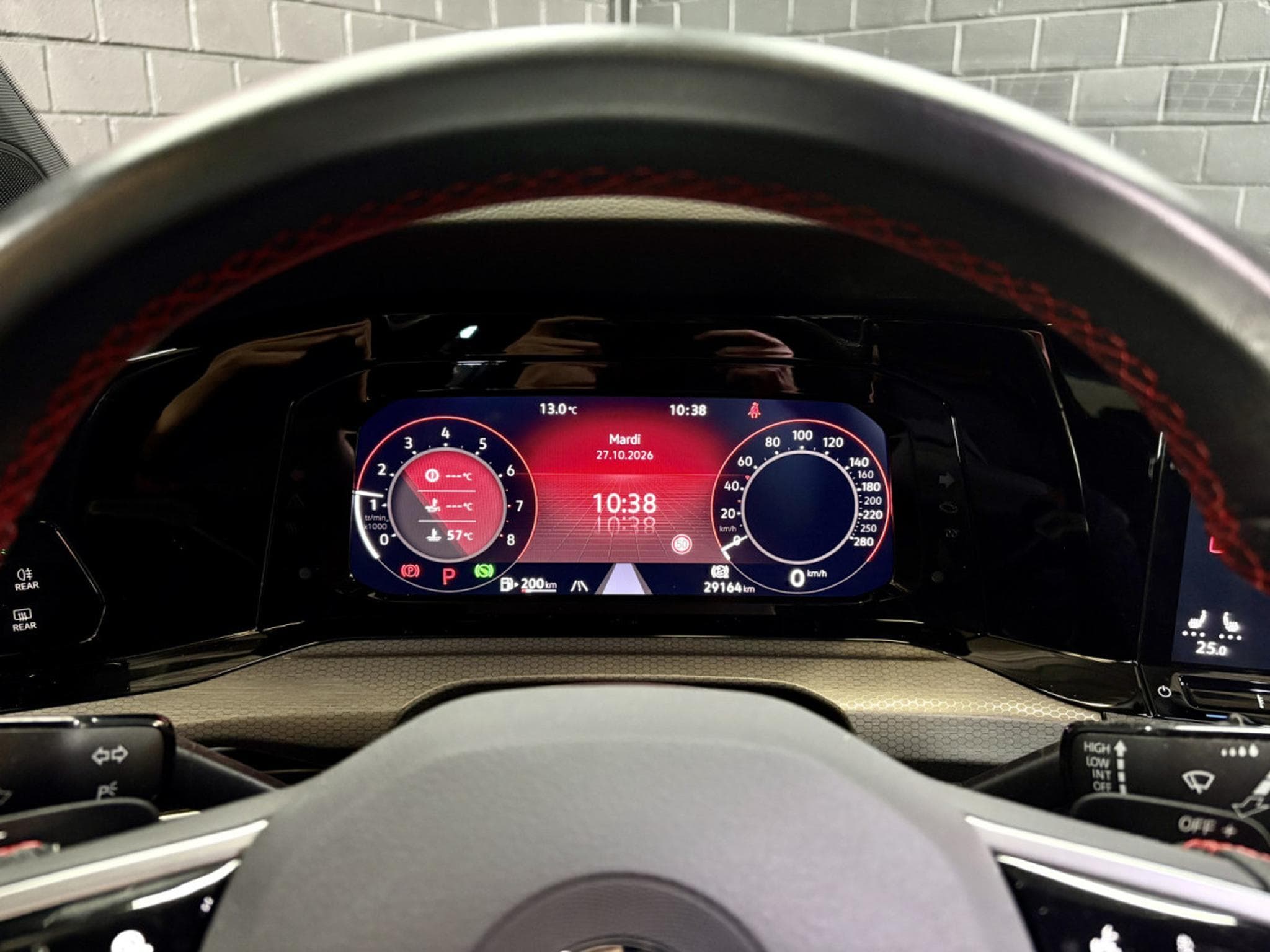 VW Golf GTI Clubsport 2.0 TSI 300 CV DSG7 *DCC *MATRIX* *CARPLAY* (2023) - Photo 12