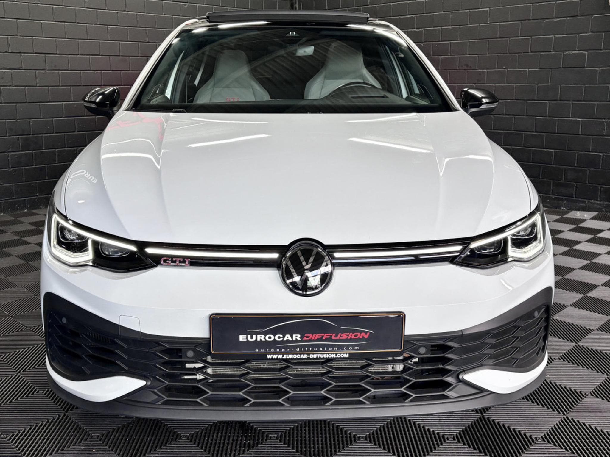 VW Golf GTI Clubsport 2.0 TSI 300 CV DSG7 * MATRIX *PANO* *HARMAN* C (2024) - Photo 2