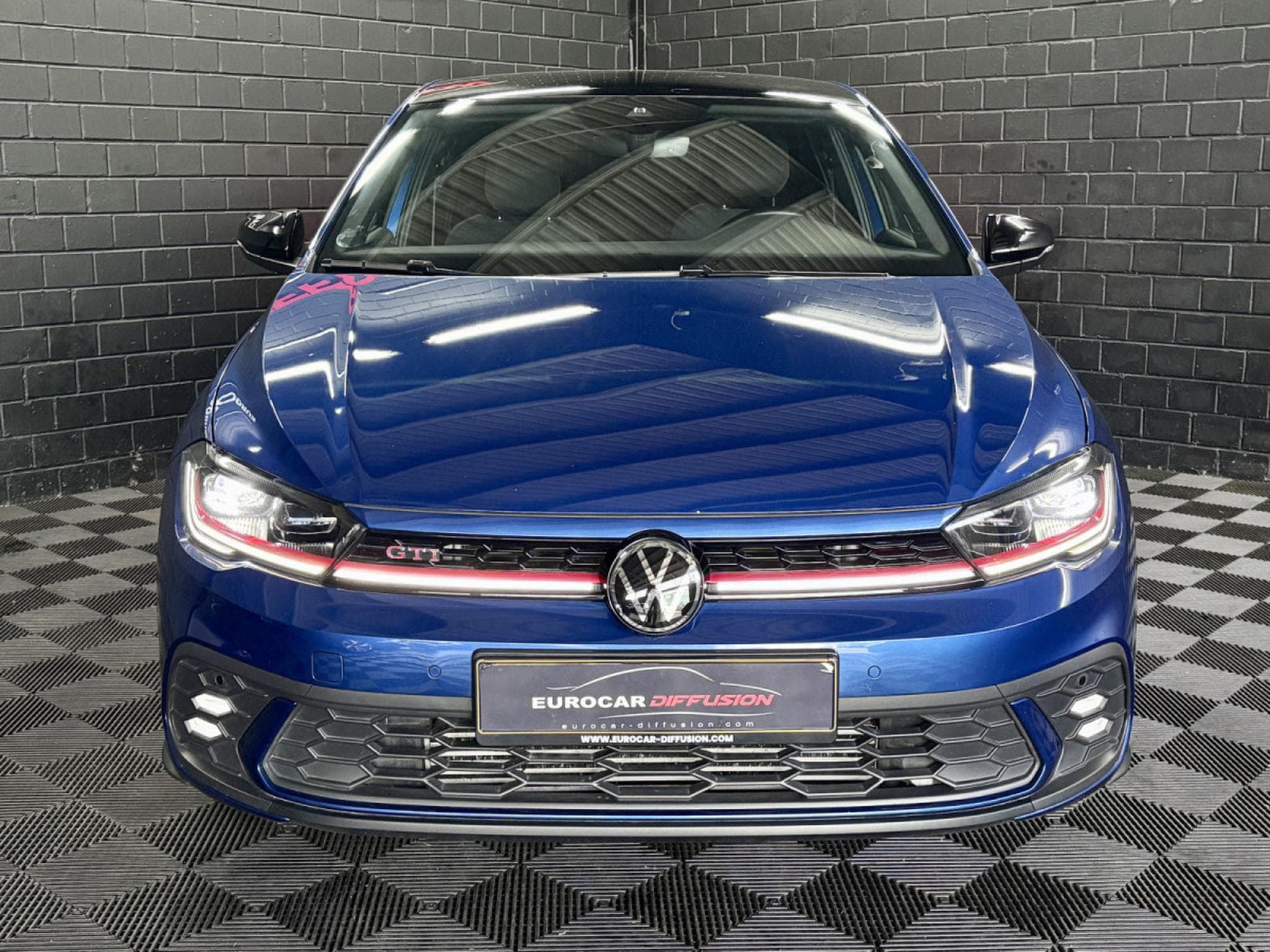 VW Polo 2.0 TSI 207 CV DSG7 *BEATS *CAM** MATRIX ** CARPLAY** (2023) - Photo 2