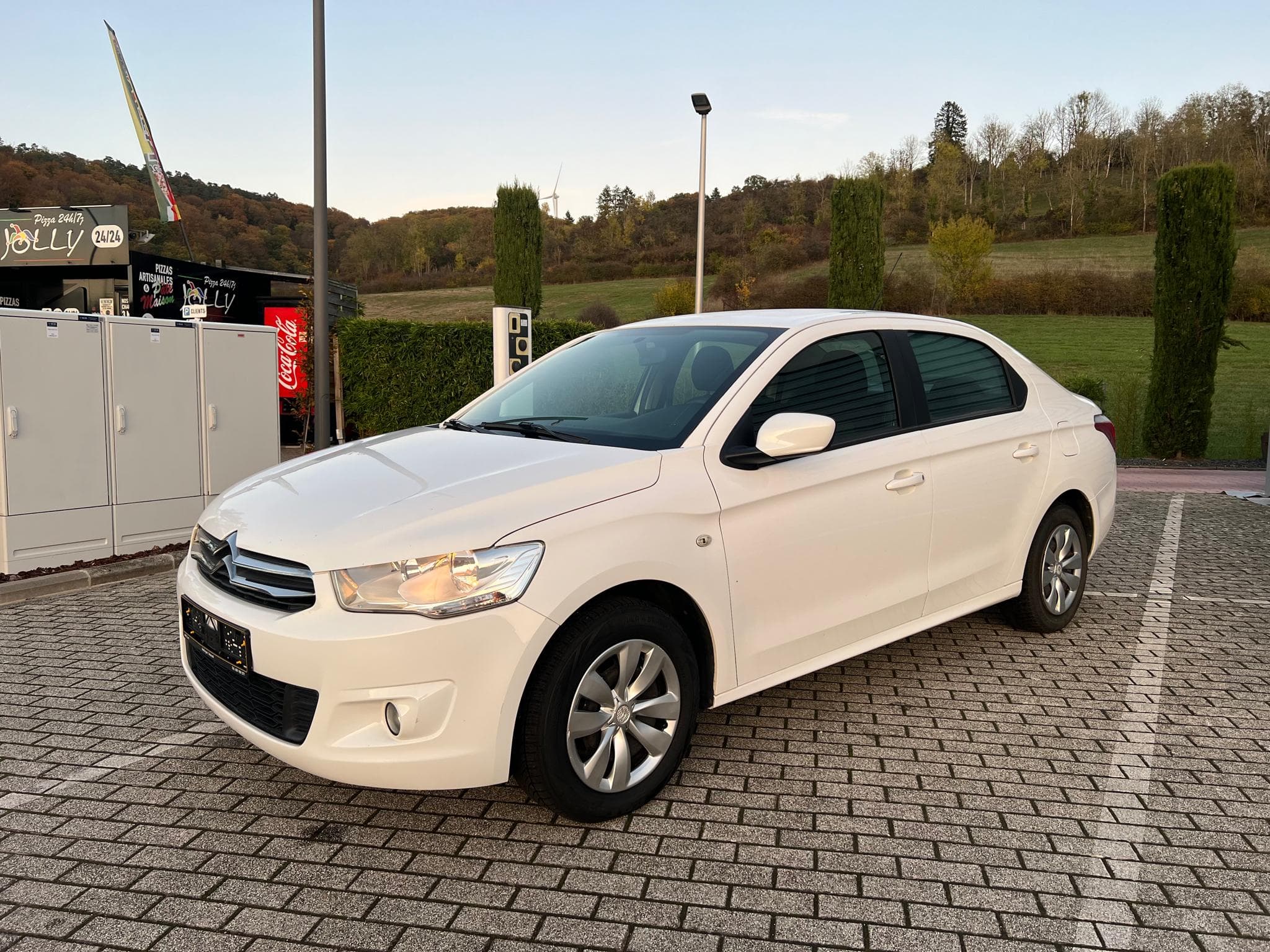 Citroën C-Elysée 1.6 HDi 100CV Selection (2016) - Photo 1