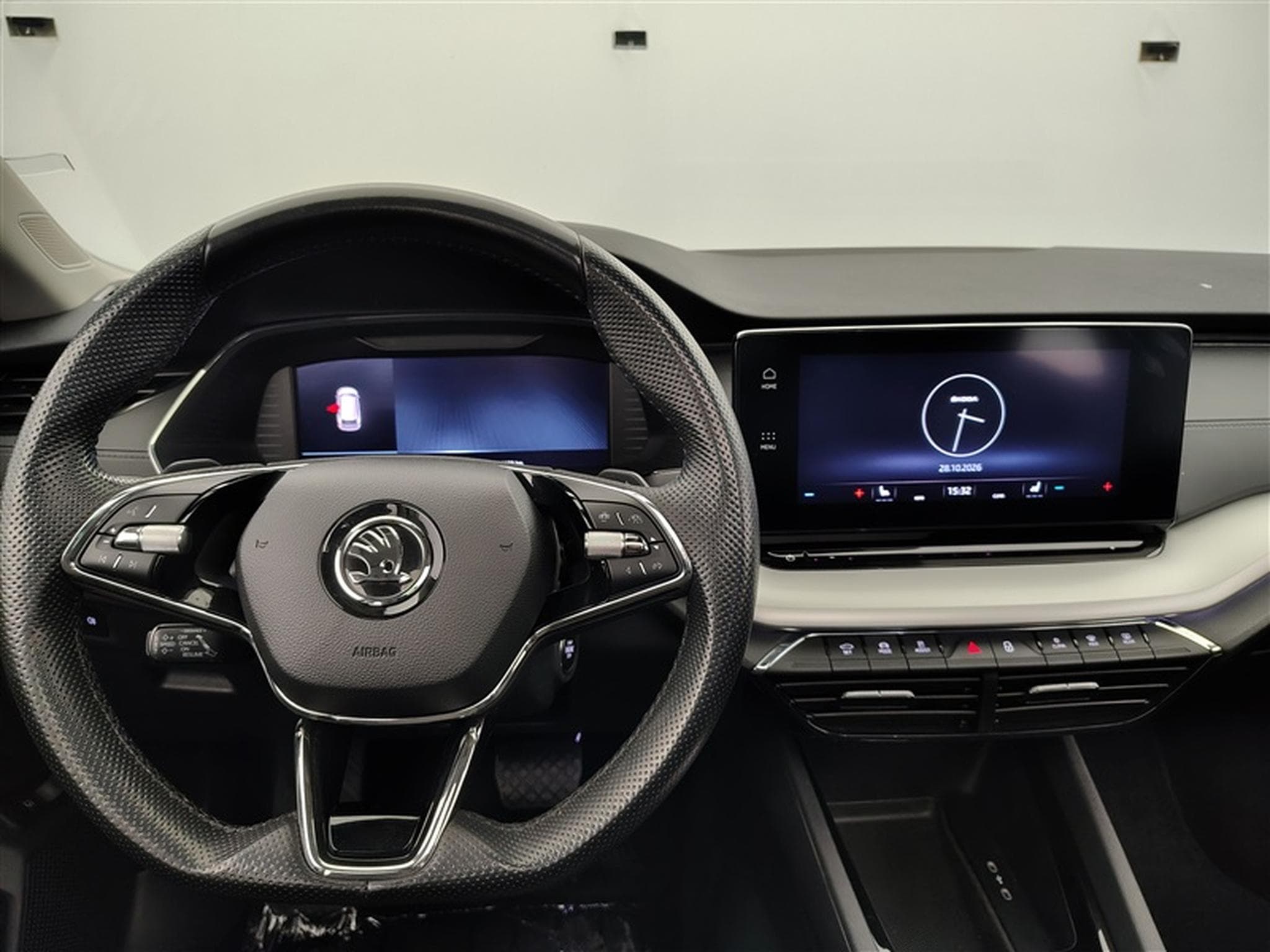 Skoda Octavia 1.4 TSI PHEV Clever+ DSG Navi / Led / Pano (2023) - Photo 9