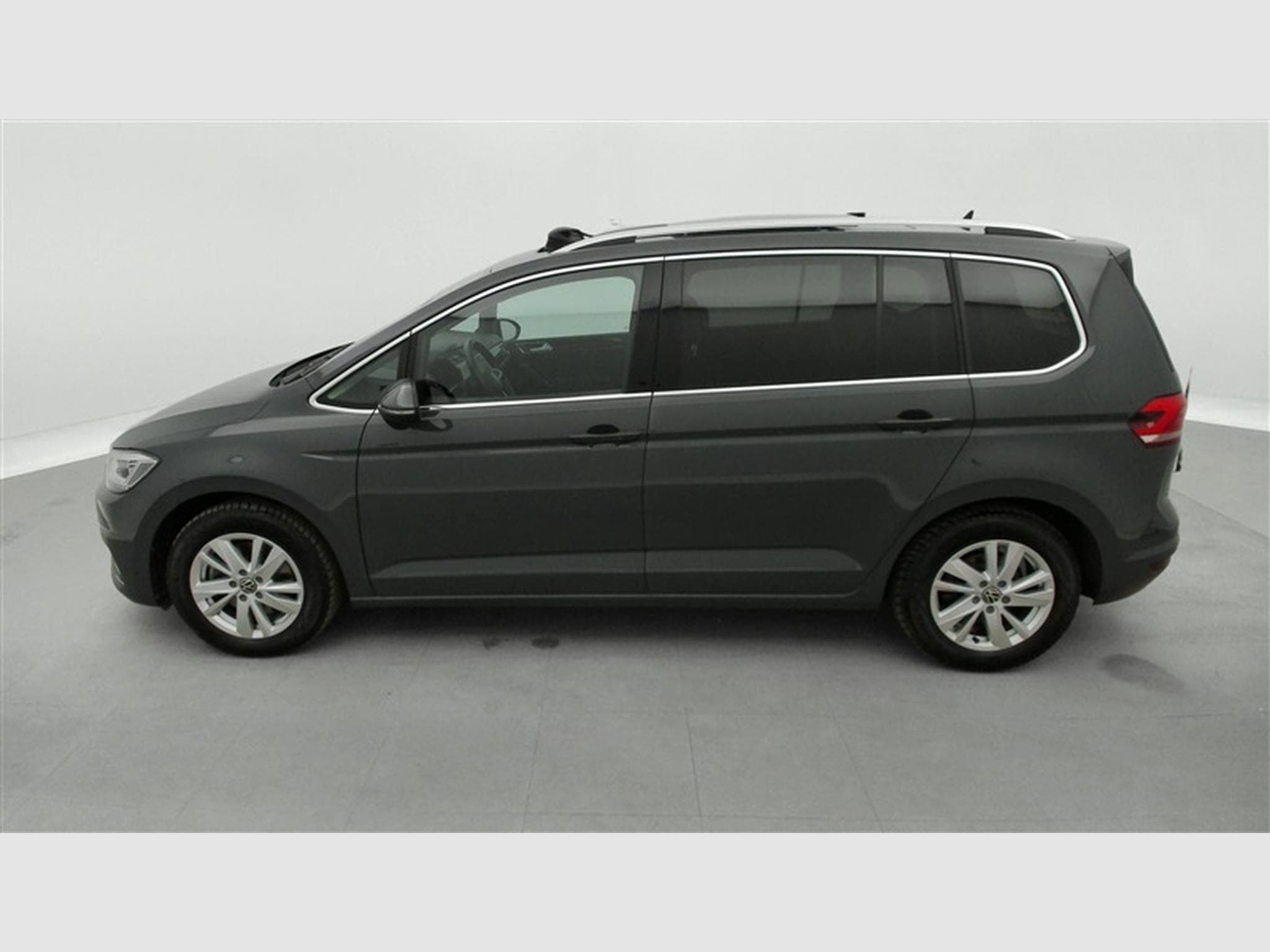 VW Touran 2.0 TDi SCR Highline Business Premium NAVI/FULL LED/TO PANO (2024) - Photo 3
