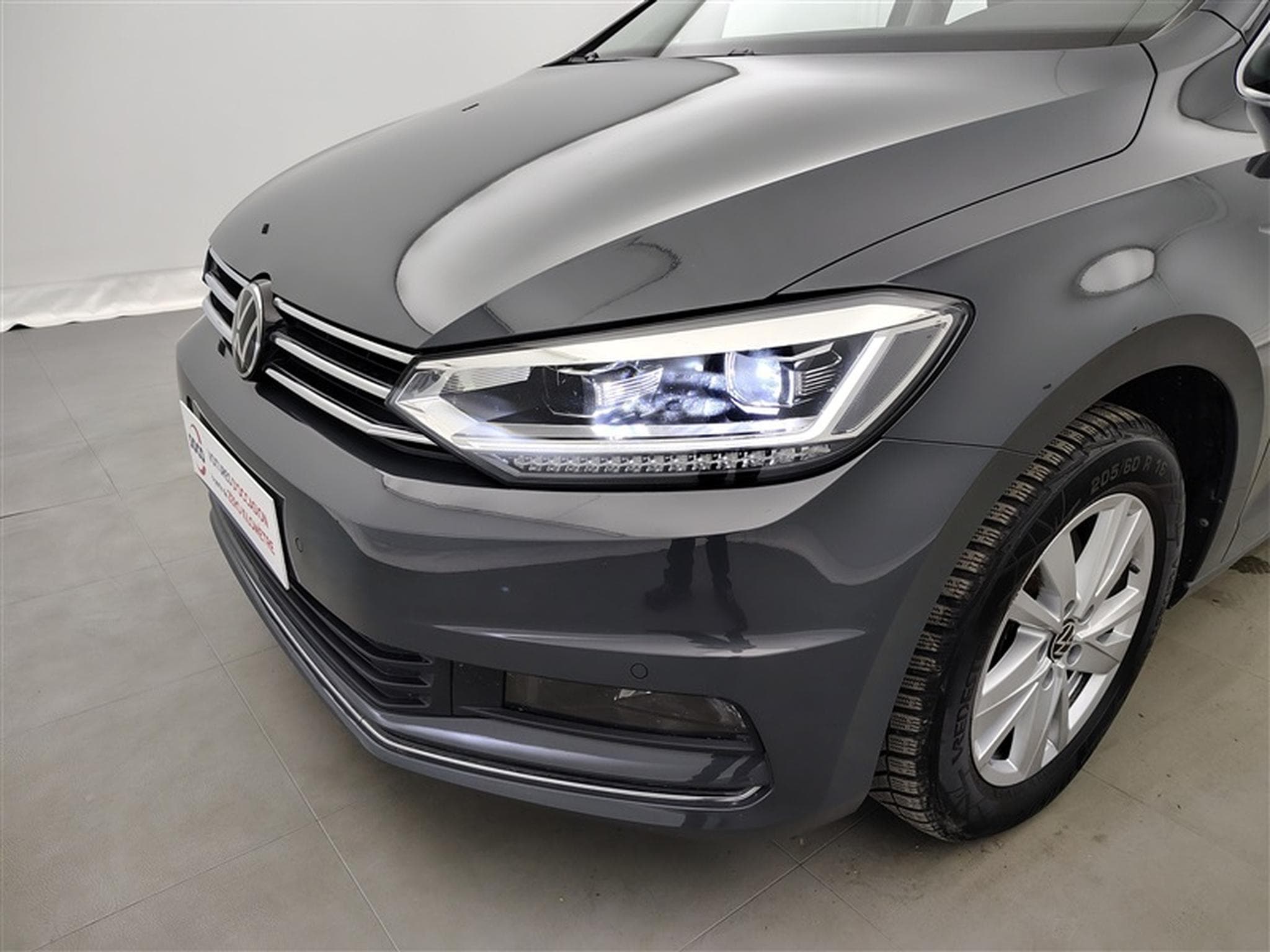 VW Touran 2.0 TDi SCR Highline Business Premium NAVI/FULL LED/TO PANO (2024) - Photo 15