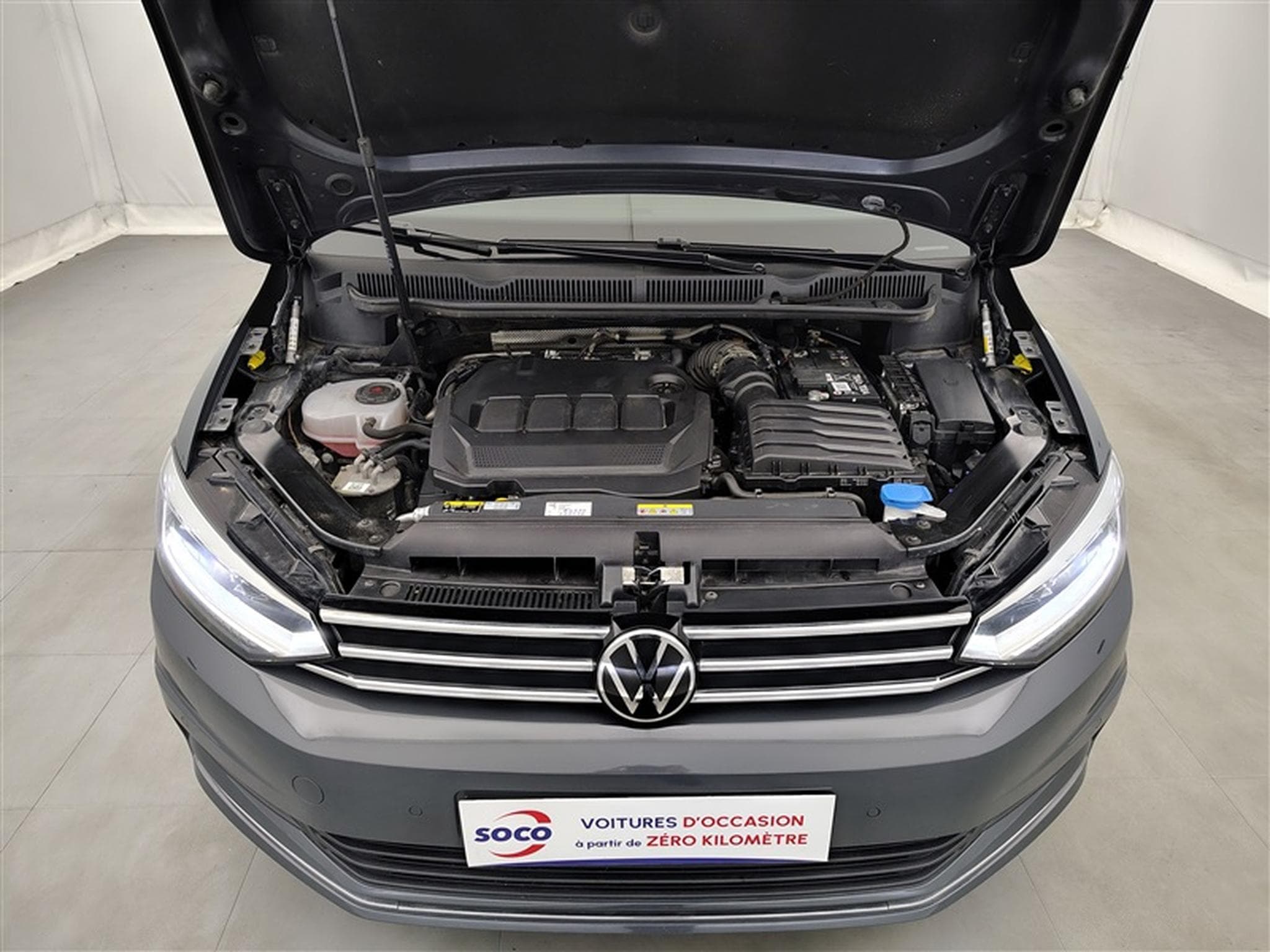 VW Touran 2.0 TDi SCR Highline Business Premium NAVI/FULL LED/TO PANO (2024) - Photo 23