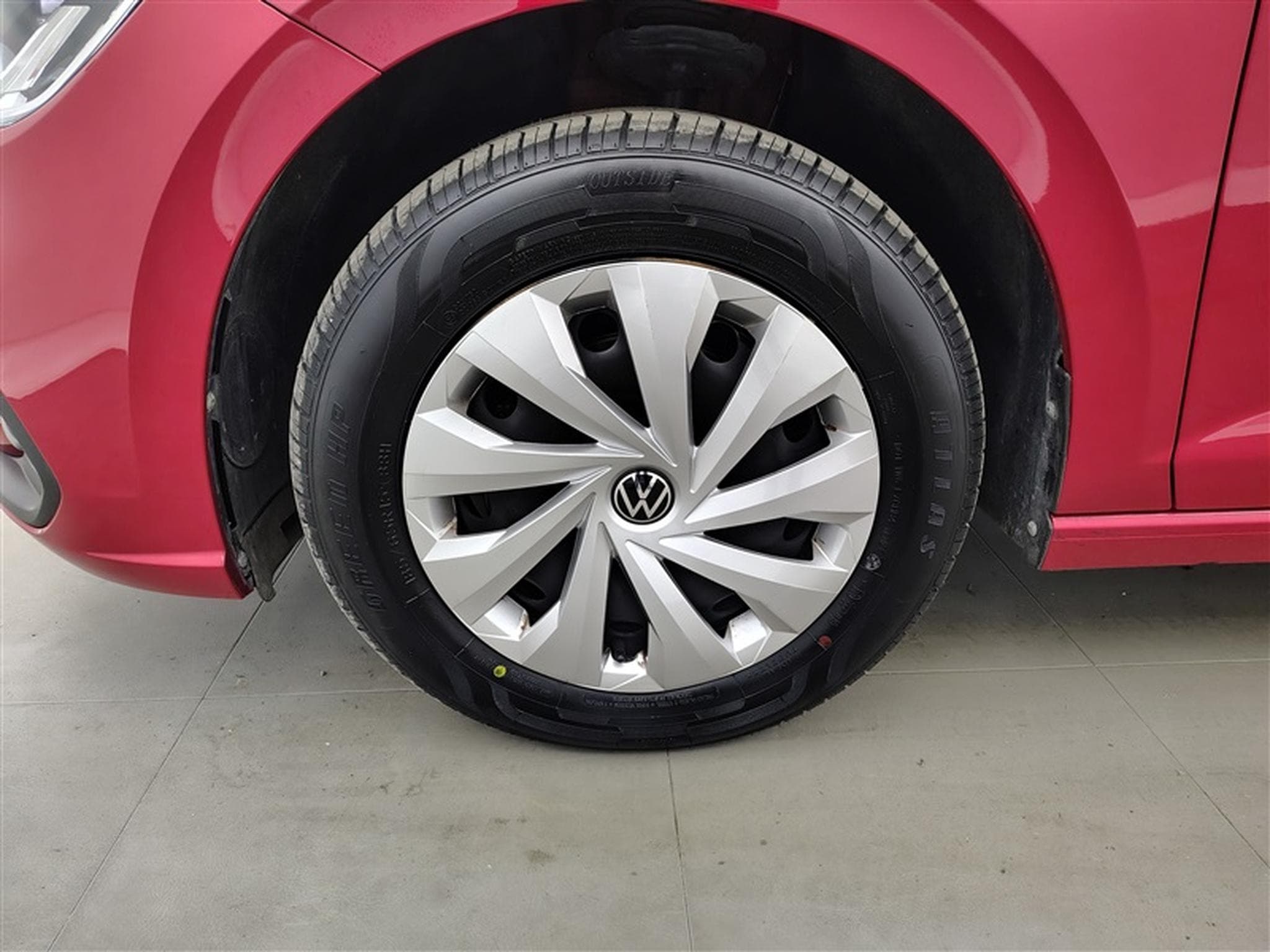 VW Polo 1.0 TSI Life DSG/NAVI/FULL LED/TO PANO/PDC (2022) - Photo 6
