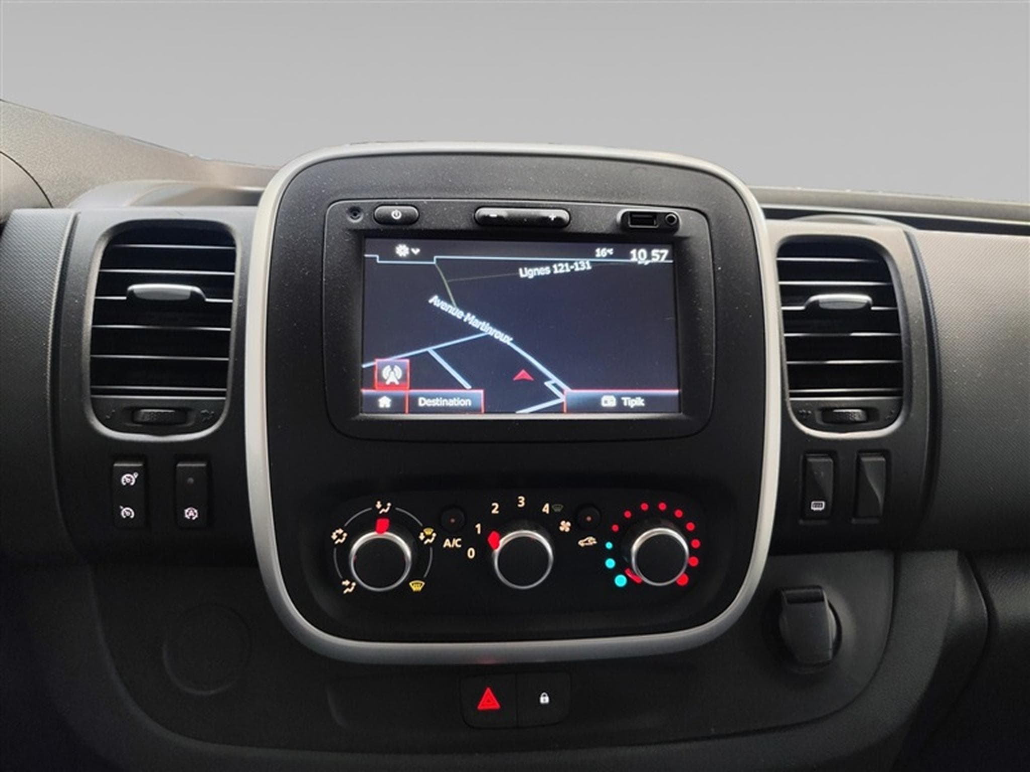 Renault Trafic 2.0 dCi 29 L2H1 Confort (2021) - Photo 11