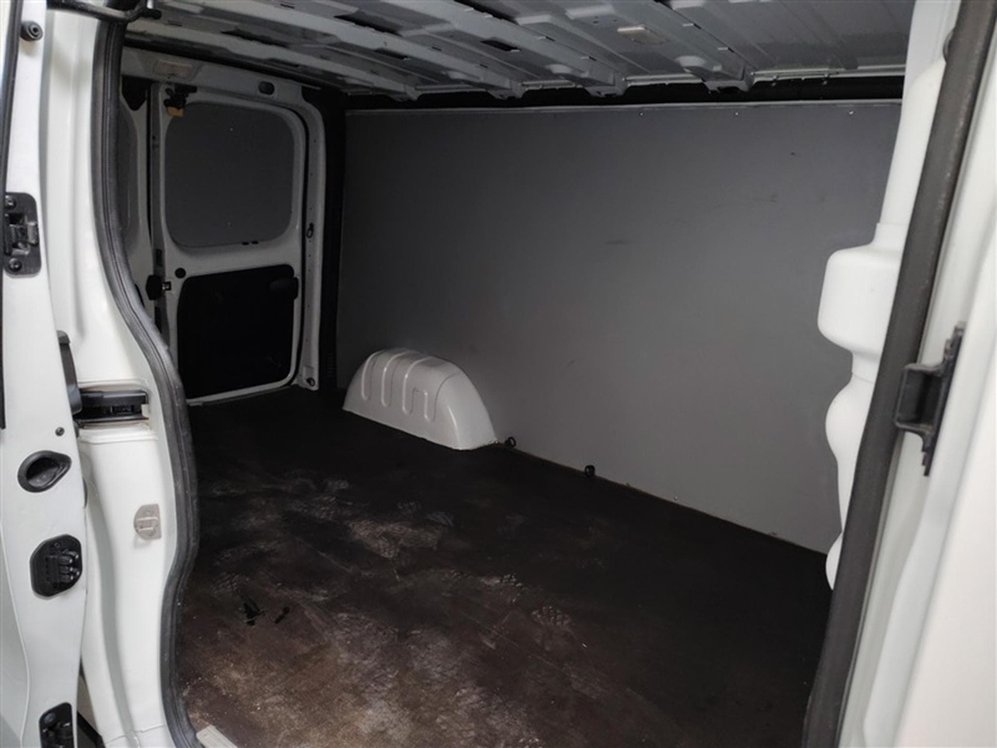 Renault Trafic 2.0 dCi 29 L2H1 Confort (2021) - Photo 13