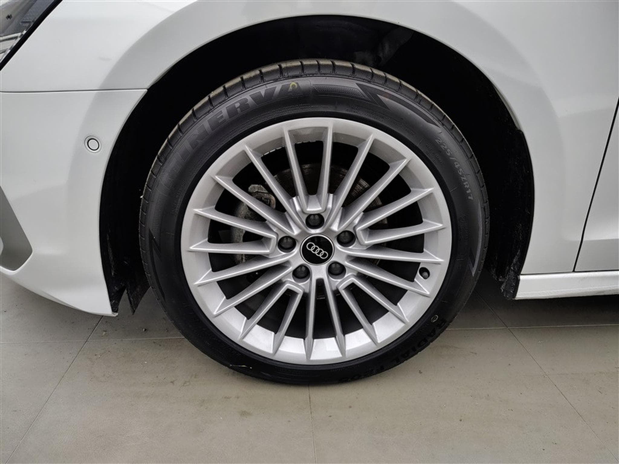 Audi A3 30 TFSI Advanced  Cuir / Navi / Led (2022) - Photo 6