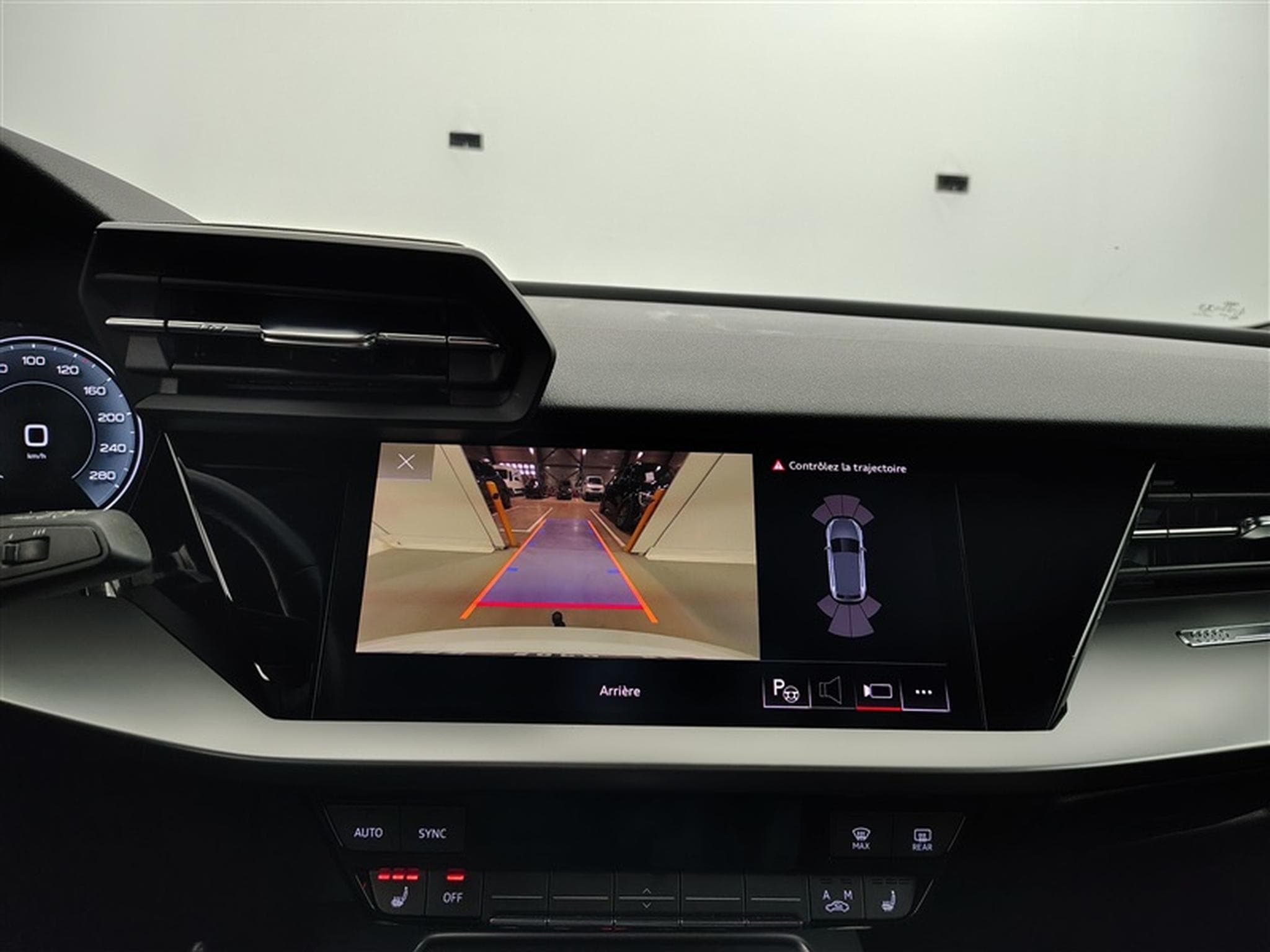 Audi A3 30 TFSI Advanced  Cuir / Navi / Led (2022) - Photo 18