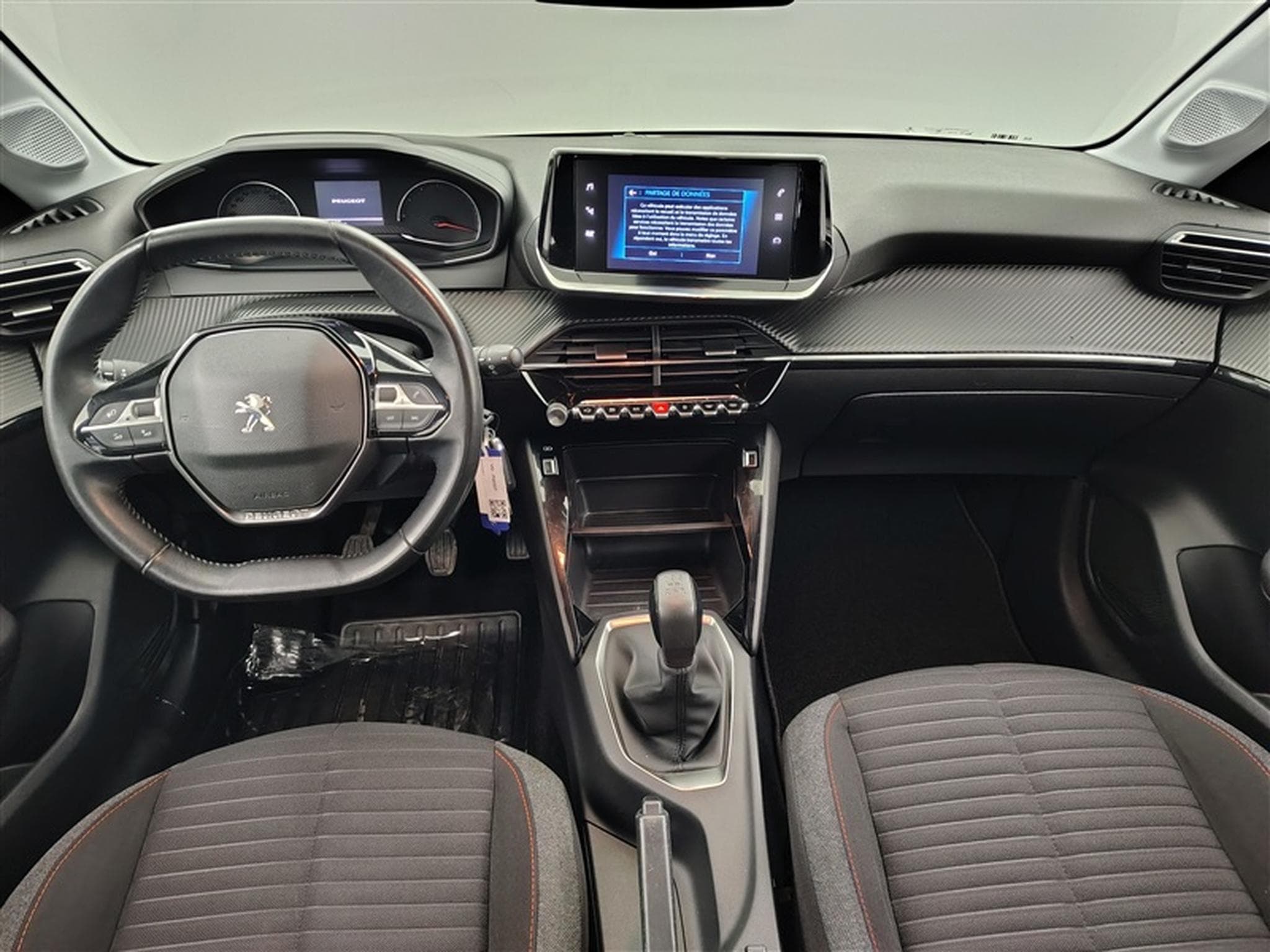 Peugeot 208 1.2i PureTech Allure Pack (2020) - Photo 8