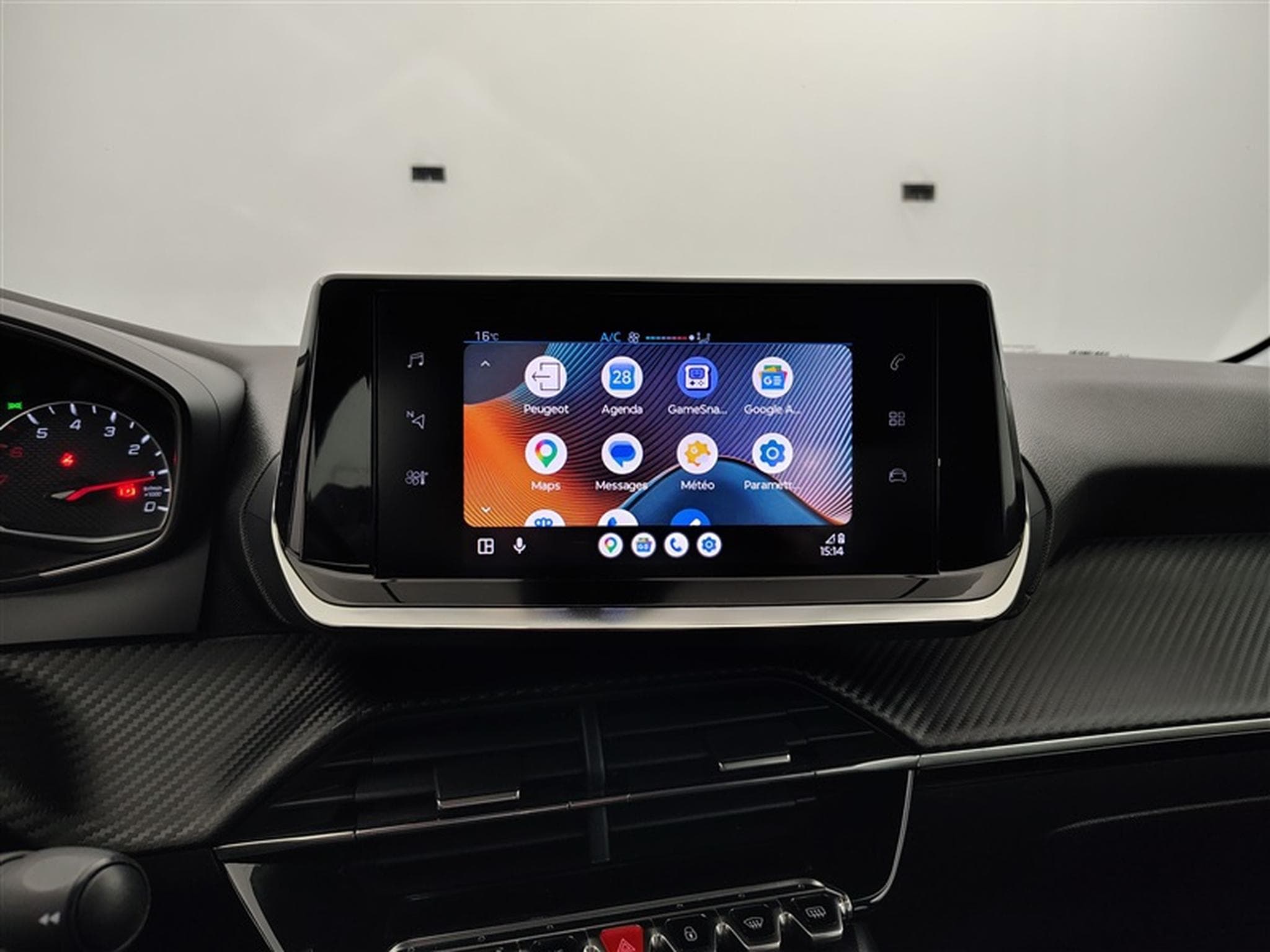Peugeot 208 1.2i PureTech Allure Pack (2020) - Photo 19