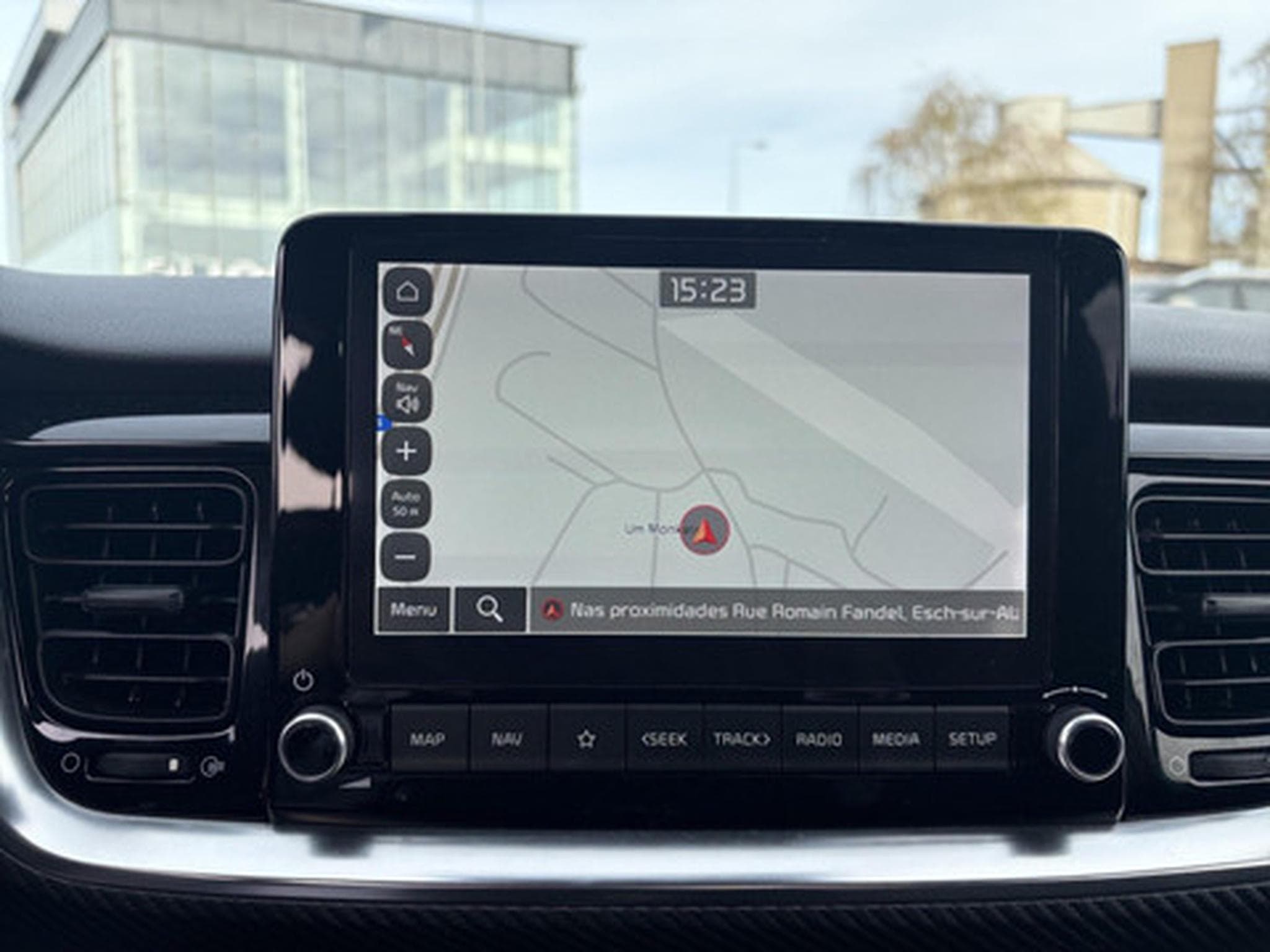 Kia Stonic 1.0 T 100 MORE DCT (2021) - Photo 3